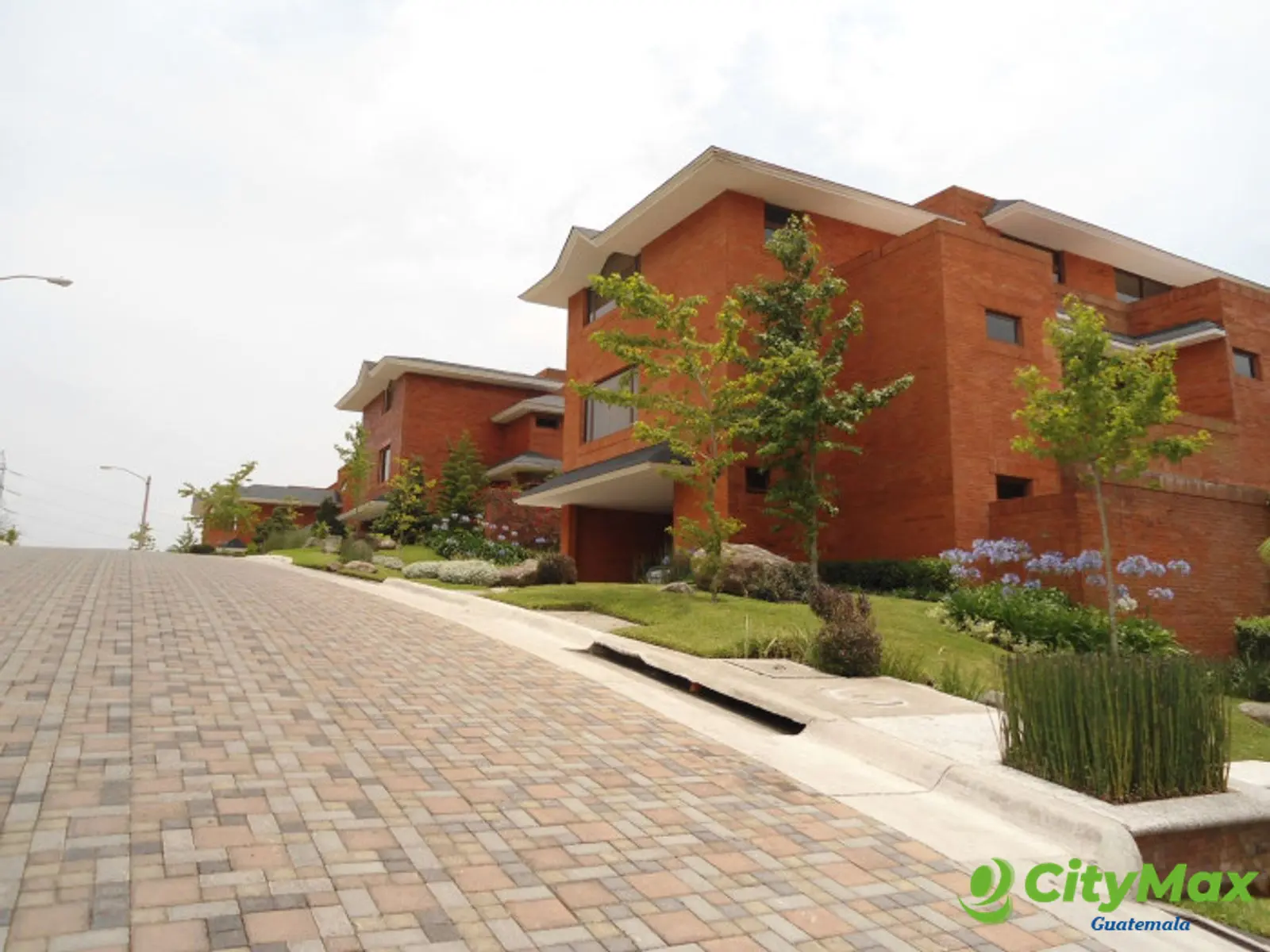 Casa en Venta Lomas San Antonio Santa Catarina Pinula - foto 1
