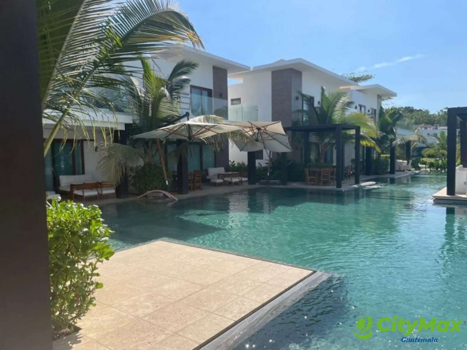 Villa Amueblada en Venta en Villas La Mar Monterrico - foto 1