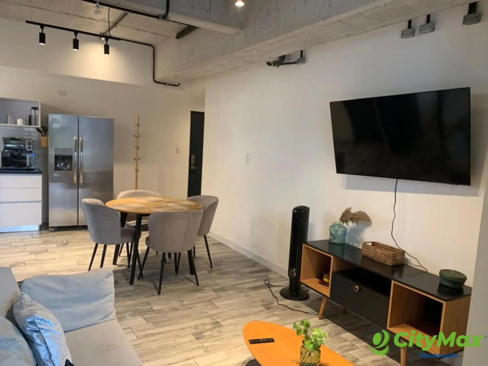 Apartamento amueblado y equipado en Zona 4 - foto 1