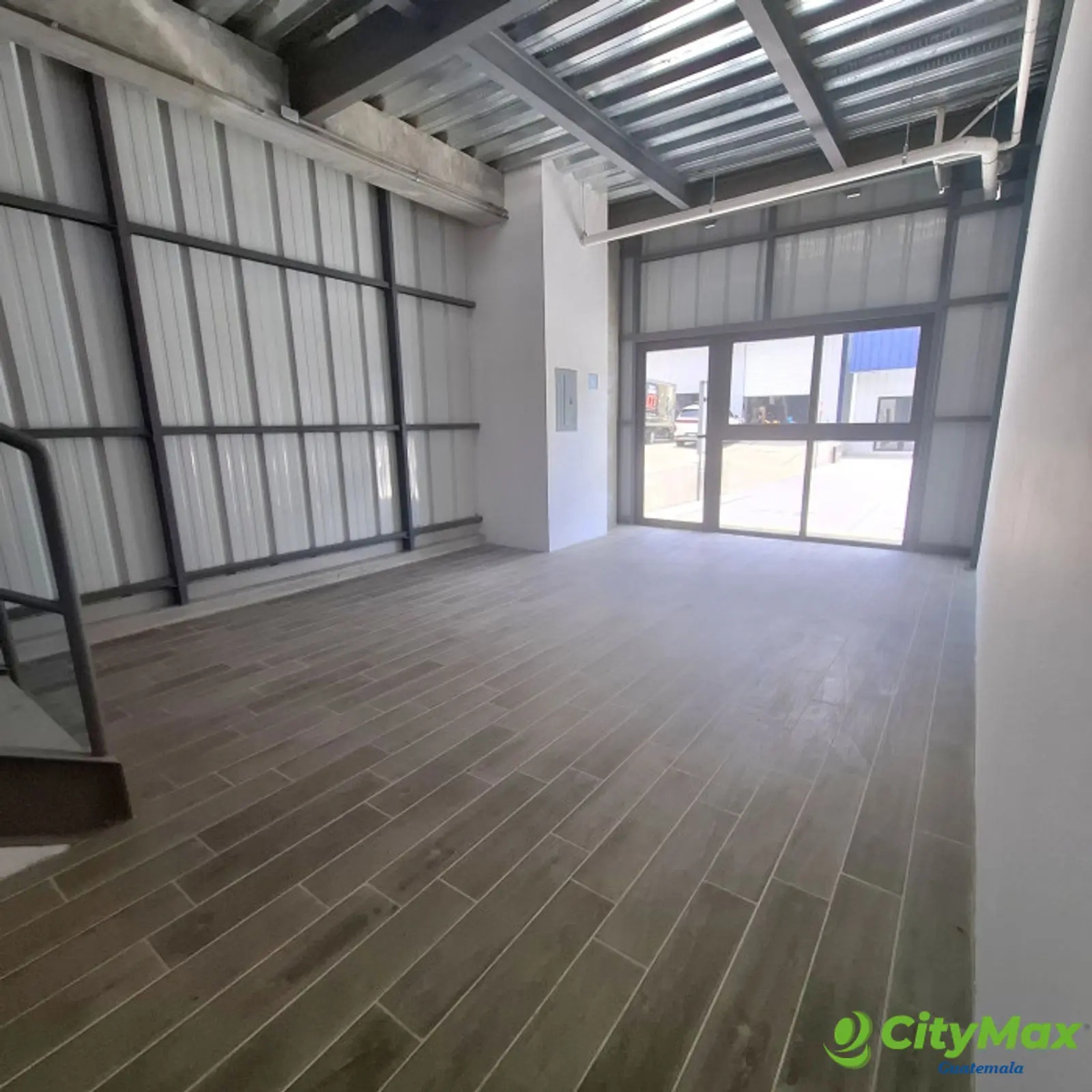 Ofibodega de Esquina en Renta, para estrenar en K13 - foto 1