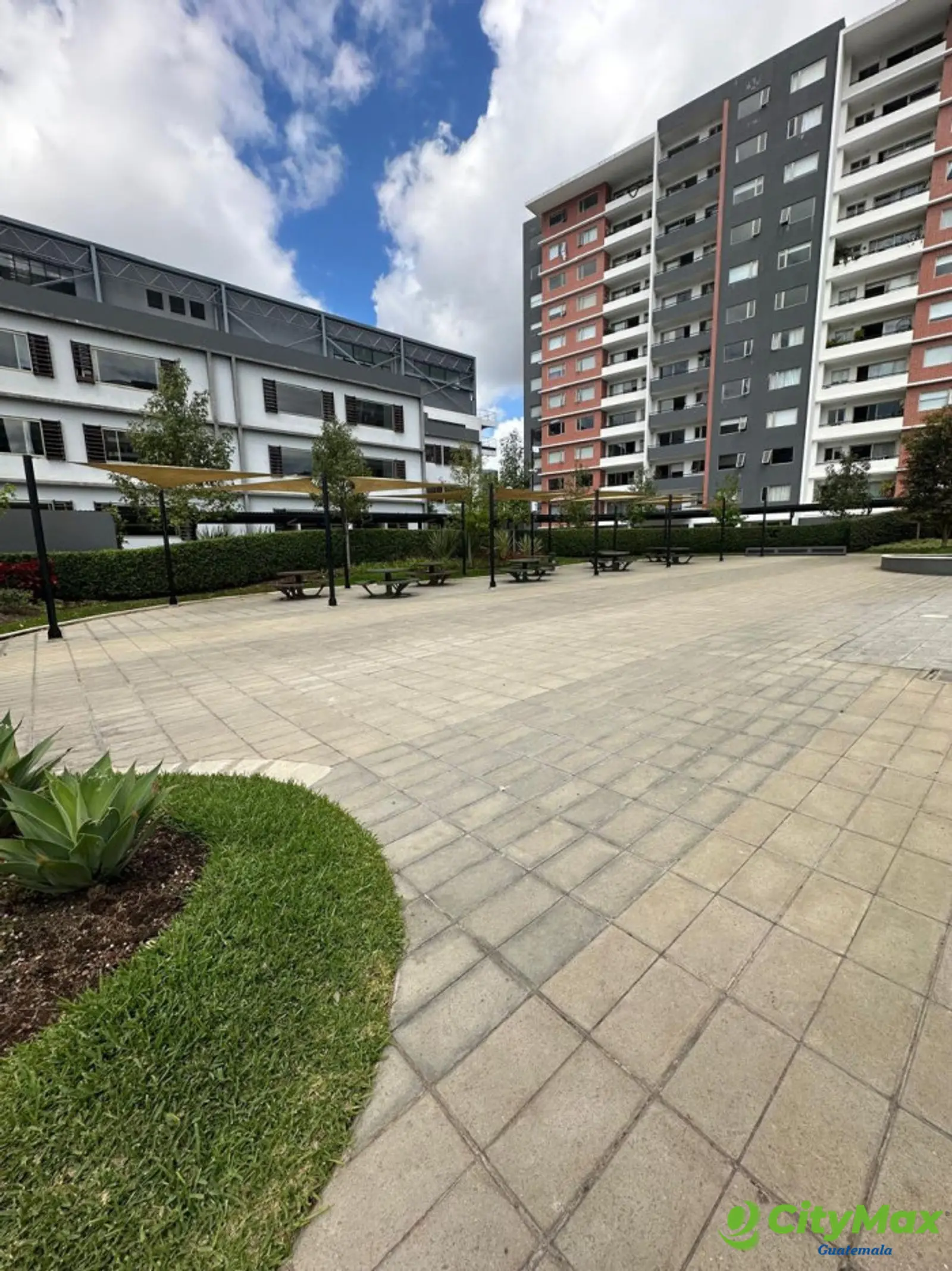 Apartamento para estrenar en venta en Seghería Zona 14 - foto 1