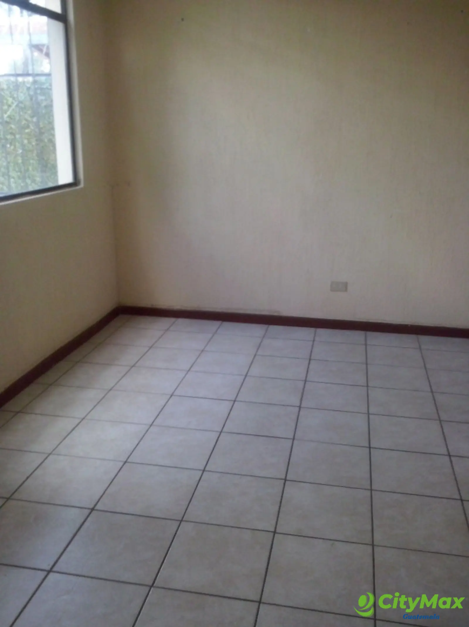 En renta oficina en zona 10 Guatemala!! - foto 1