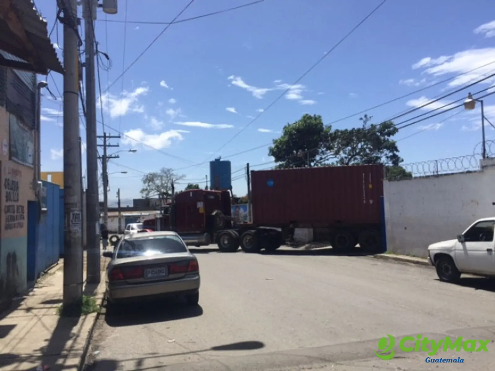 TERRENO EN VENTA Y RENTA EN LA BRIGADA ZONA 7 DE MIXCO - foto 1