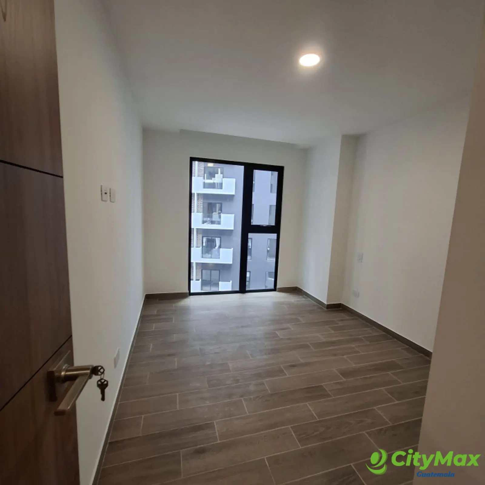 Apartamento en Renta de 1 Habitación en Parque 14 - foto 1
