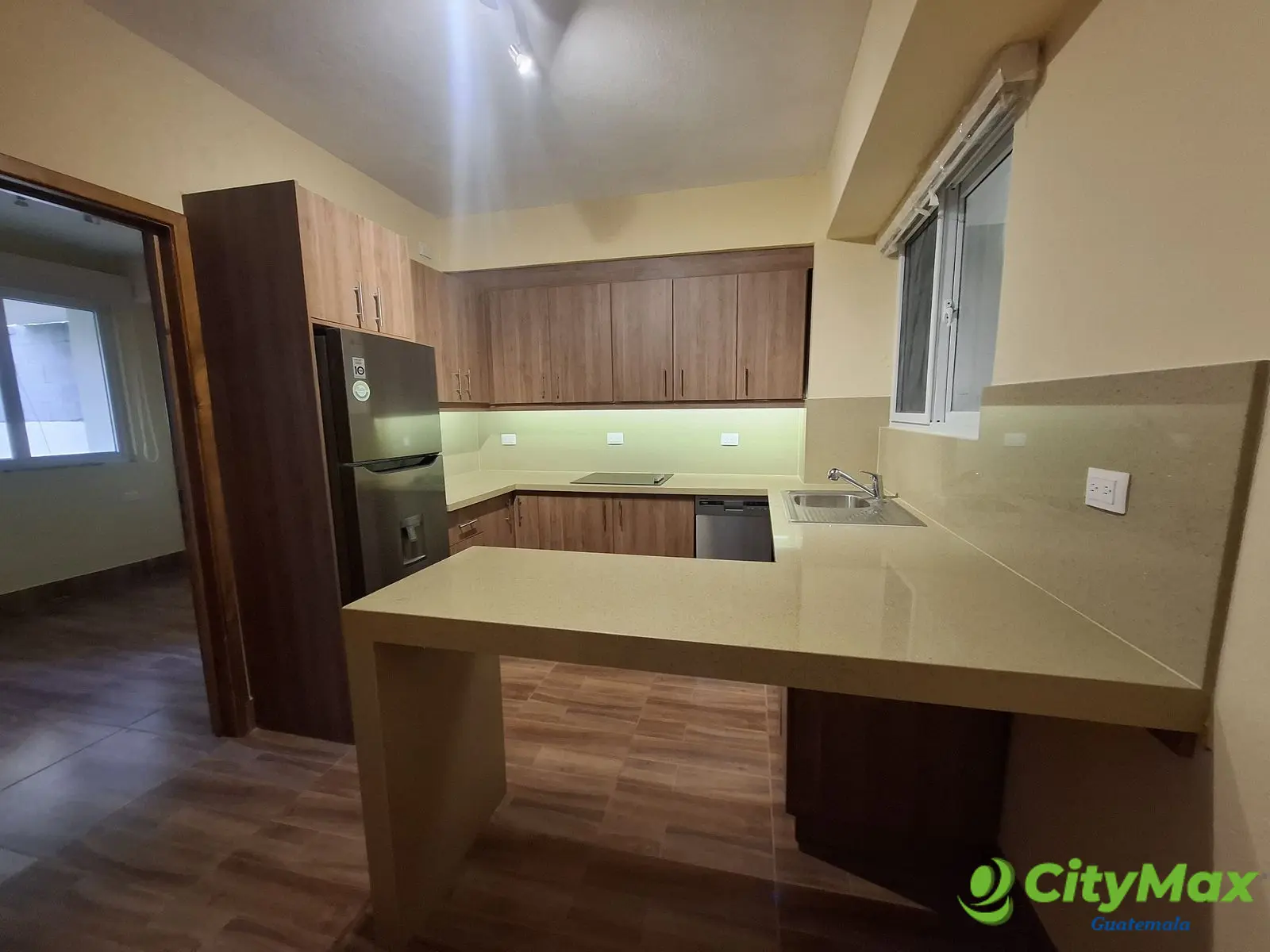 Apartamento En Renta Zona 15 Cercano Hospital El Pilar - foto 1
