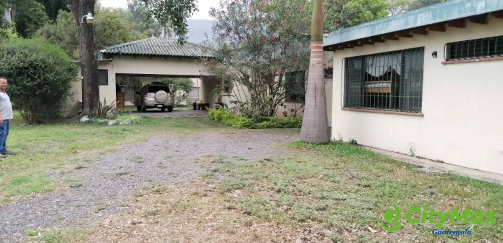 Venta Chalet terreno grande Amatitlan 10000 vrs - foto 1