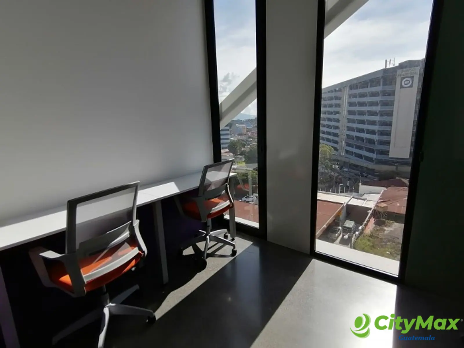 Oficina en zona 4 Ciudad Guatemala - foto 1