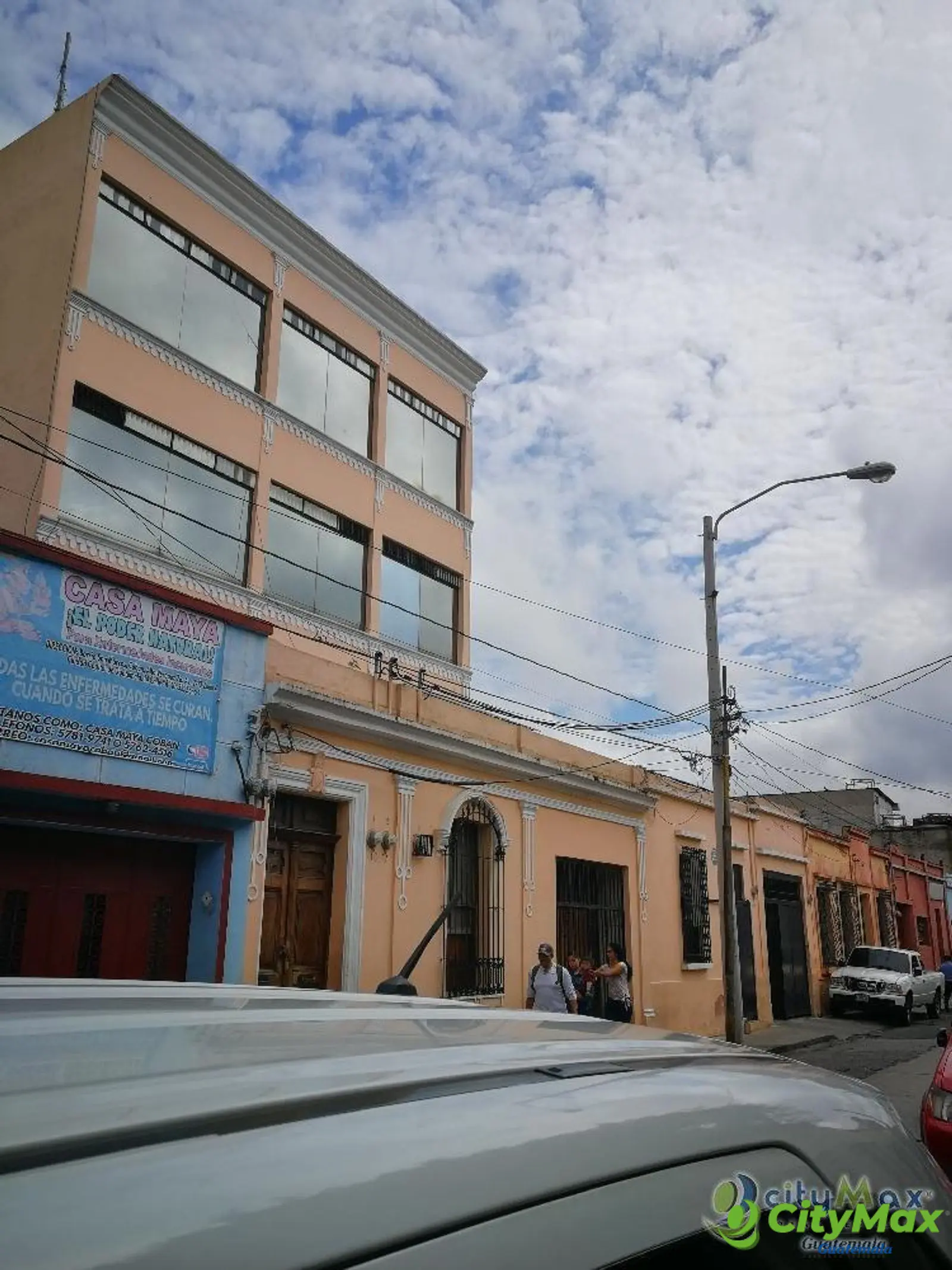 Venta de Edificio en zona 1 ideal para inversionistas - foto 1