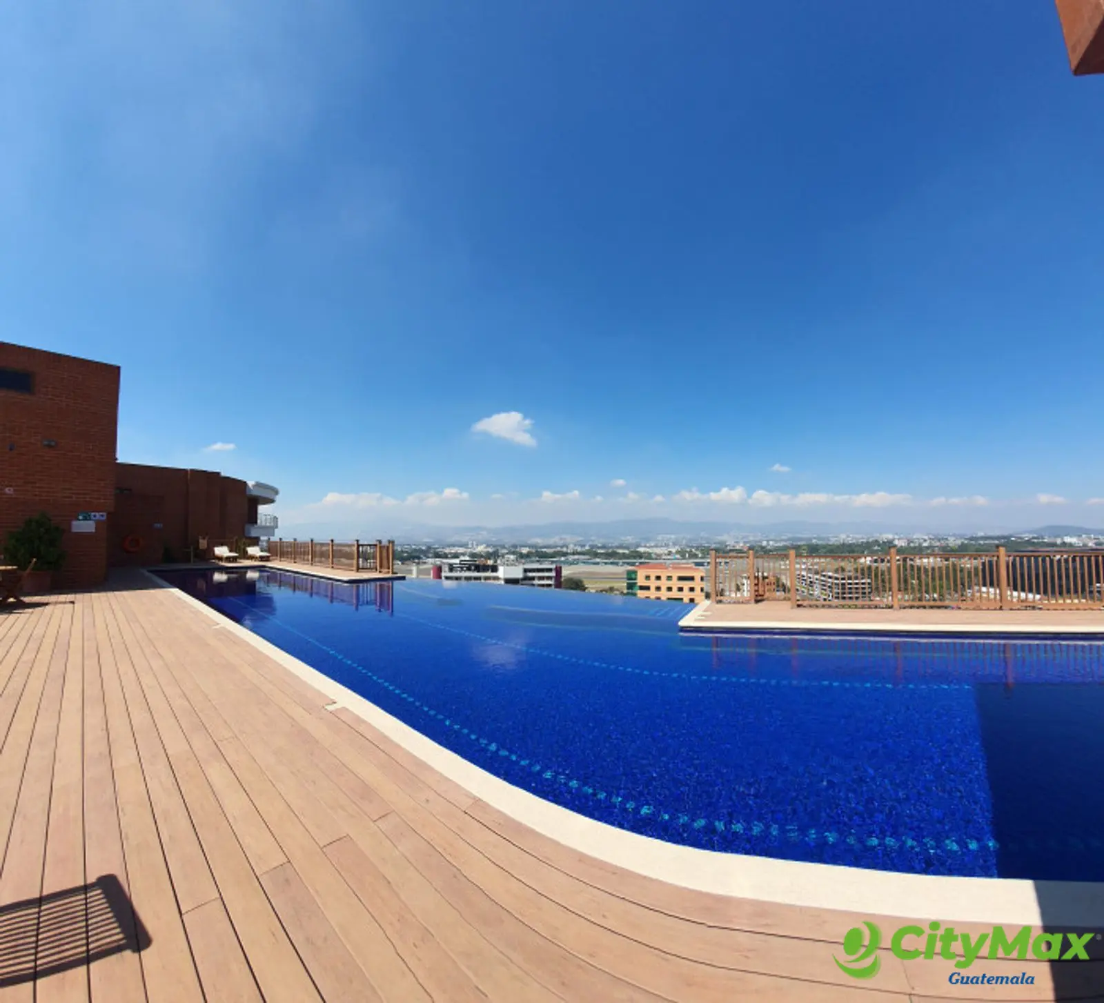 En Renta Apartamento en Tadeus Zona 14 - foto 1