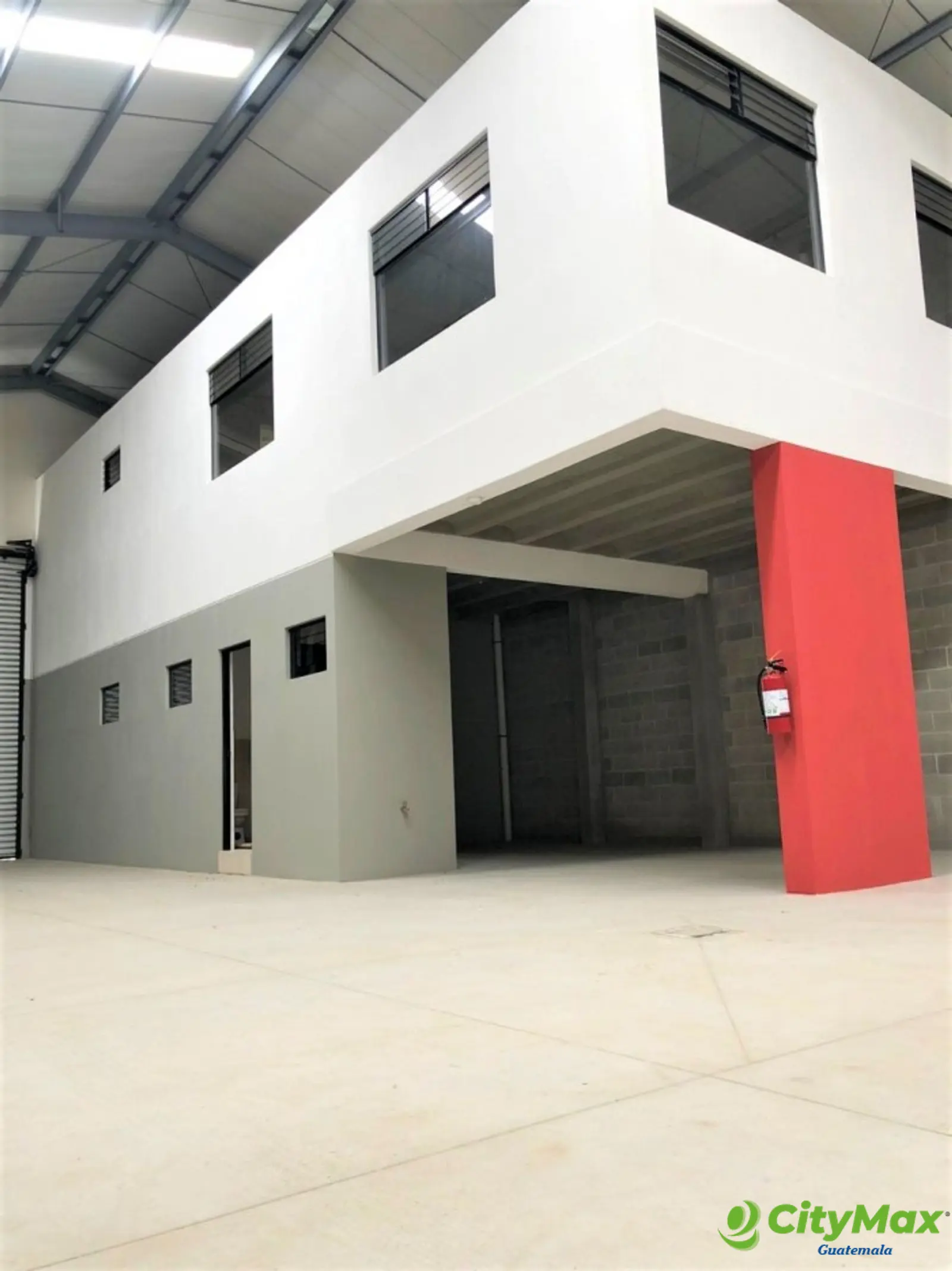 Ofibodega en Renta en Complejo Industrial de XELA  - foto 1