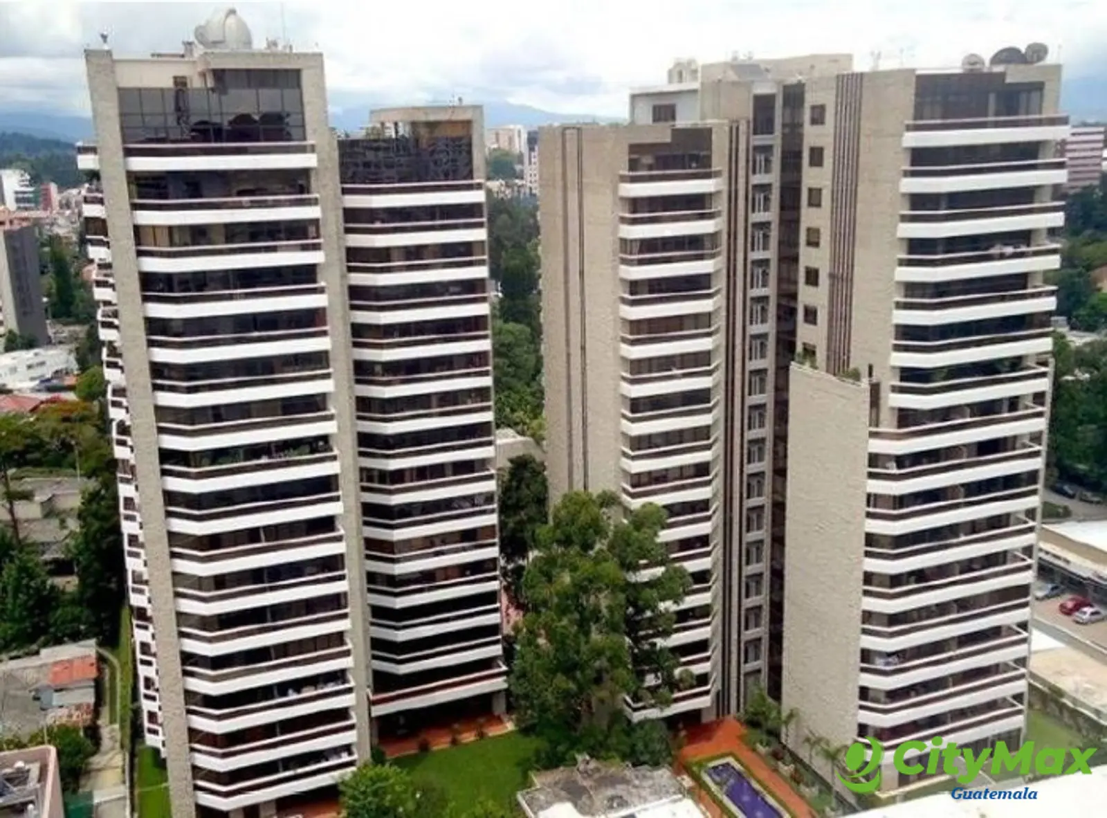 Apartamento en venta Tiffany Zona 10 - foto 1