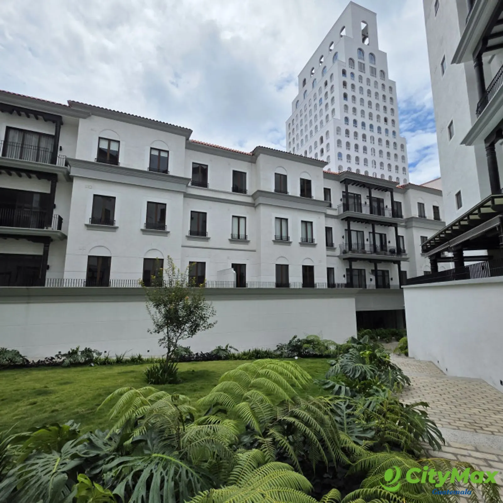 Apartamento en Venta en Nogales de Cayala Z.16 - foto 1