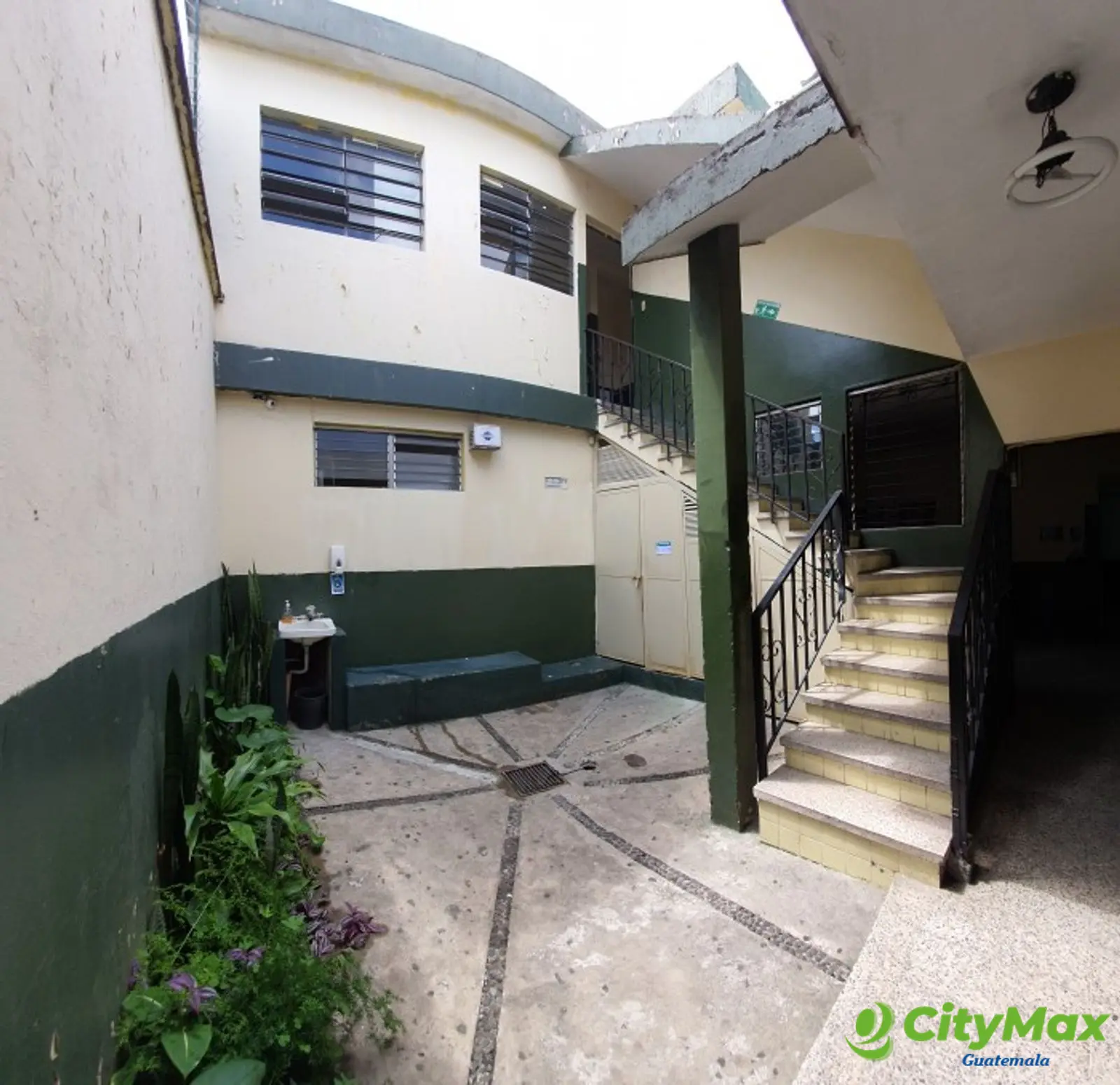 Casa en Venta Zona 1 Centro Histórico Guatemala - foto 1