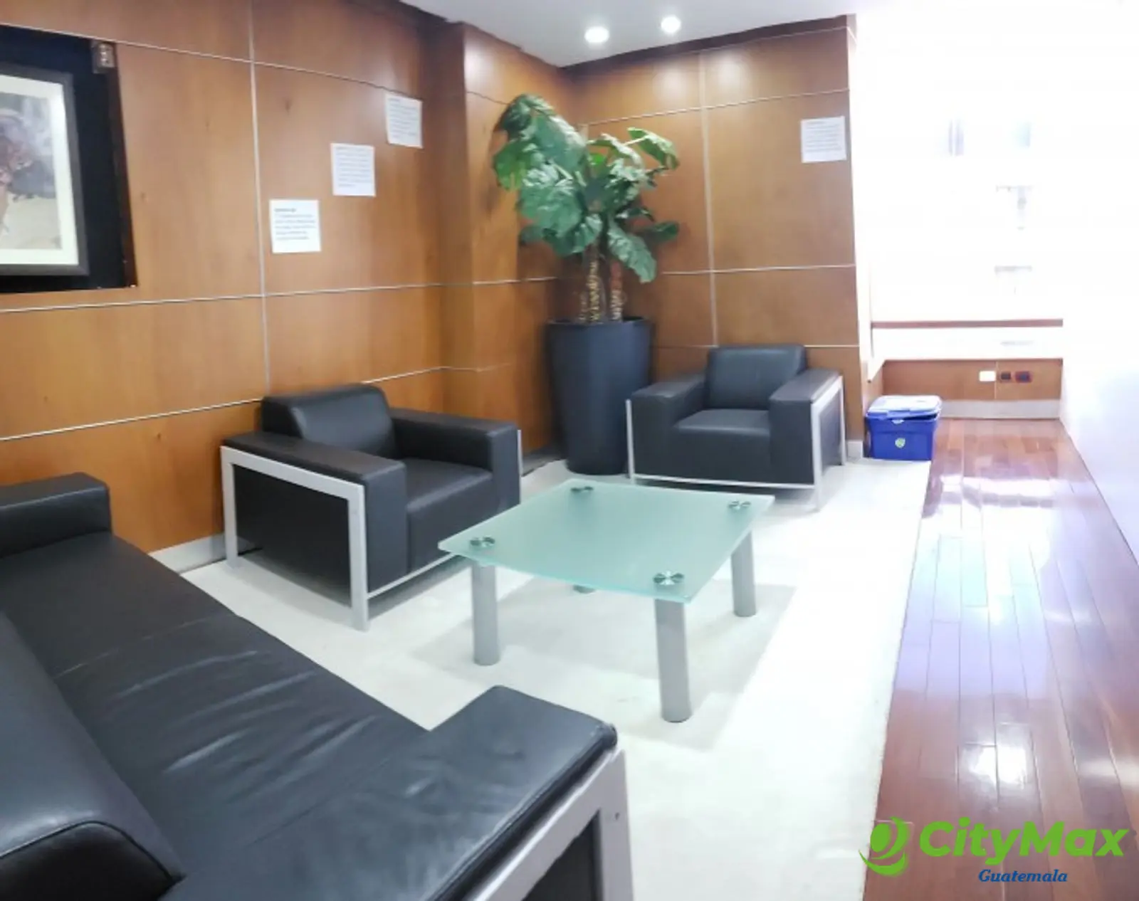 En Venta oficinas Alquiladas en zona 10 Guatemala - foto 1
