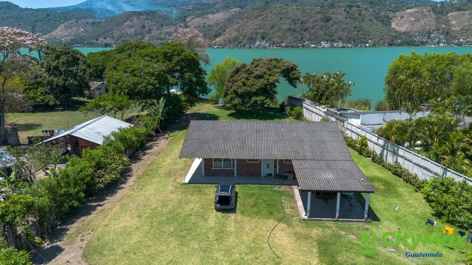 Chalet En Venta de Un Nivel A Orilla De Lago Amatitlan - foto 1