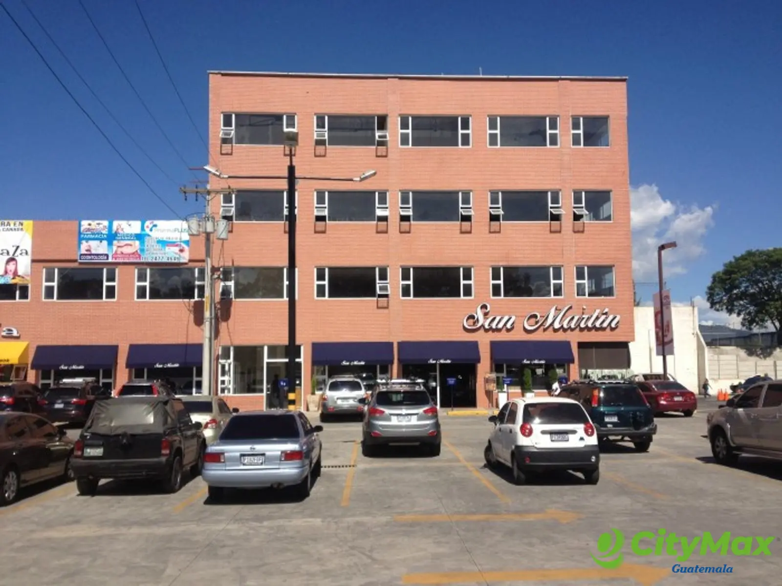 Alquilo Local con 500.00m2 en Zona 12 Petapa - foto 1