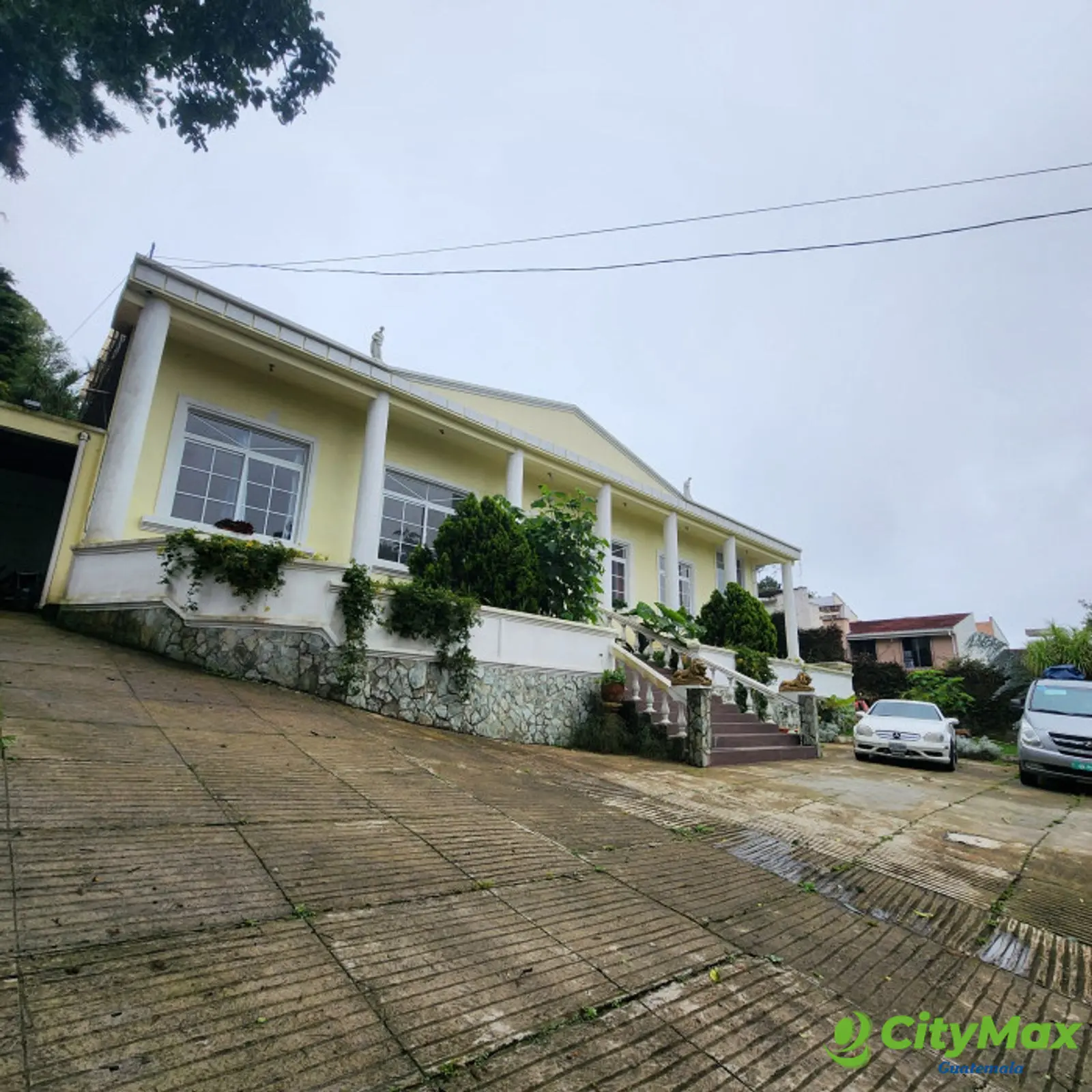 Exclusiva Casa en Venta en Arrazola Ciudad Guatemala - foto 1