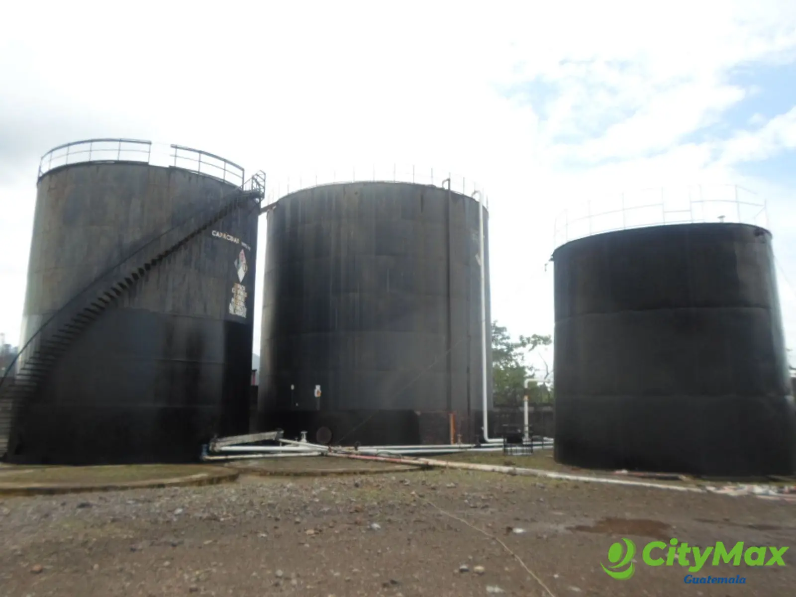 Tanques en renta en Santo Tomás de Castilla Guatemala - foto 1