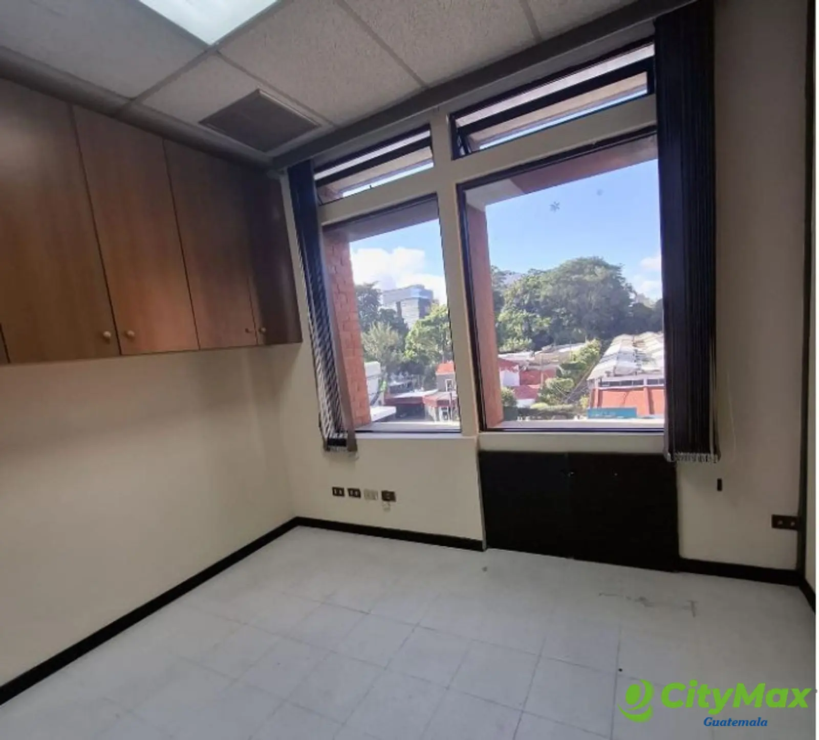 Oficina en Renta en Zona 10 Guatemala | Espacio Comercial - foto 1