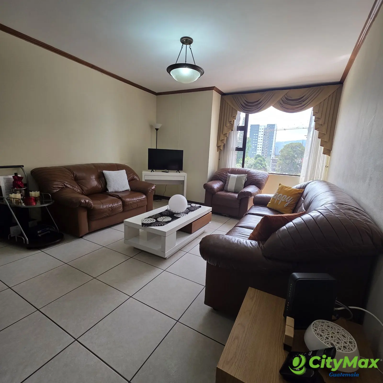 Apartamento Amueblado en Zona 10 Guatemala - foto 1