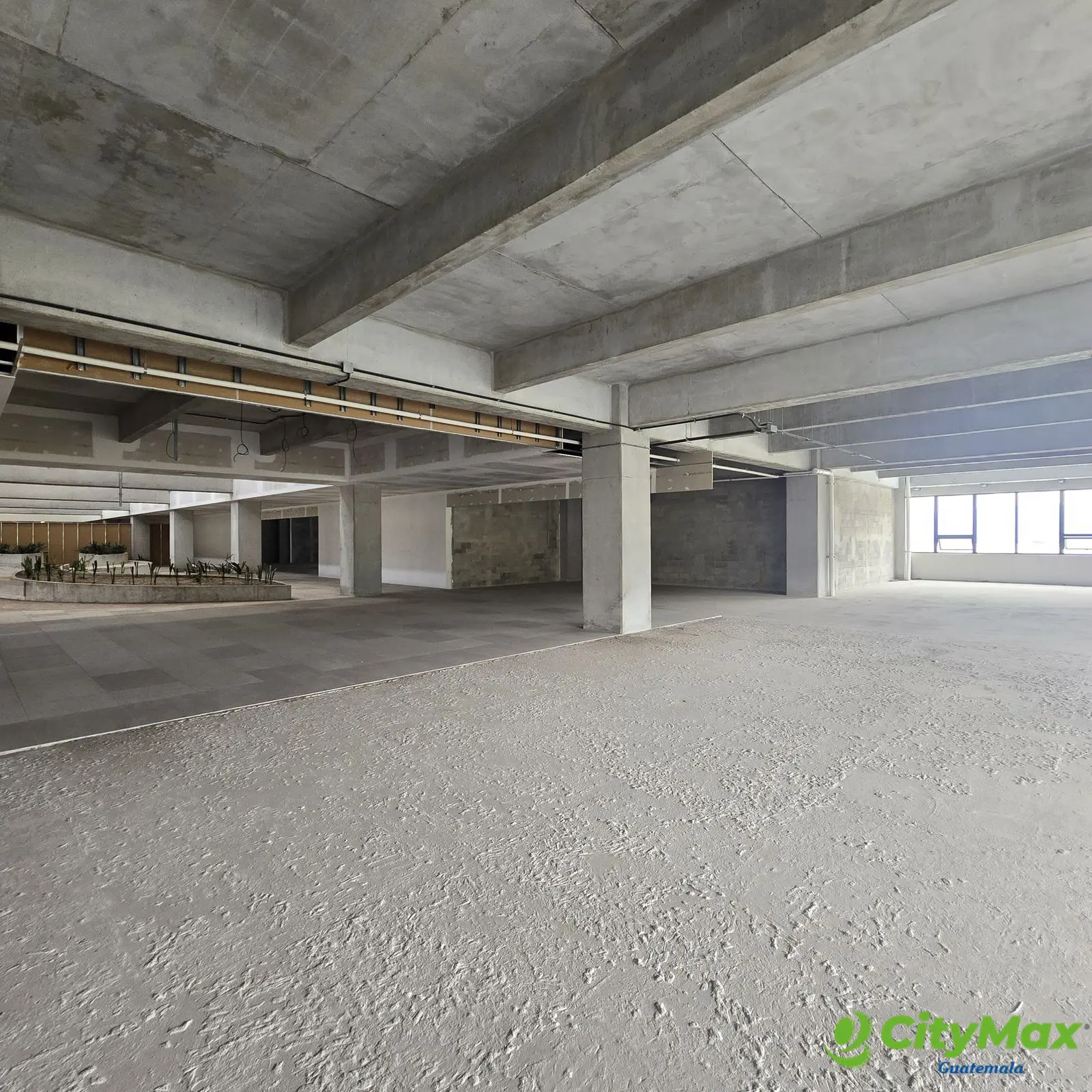 Amplio Local Comercial en Renta Villa Nueva Guatemala - foto 1