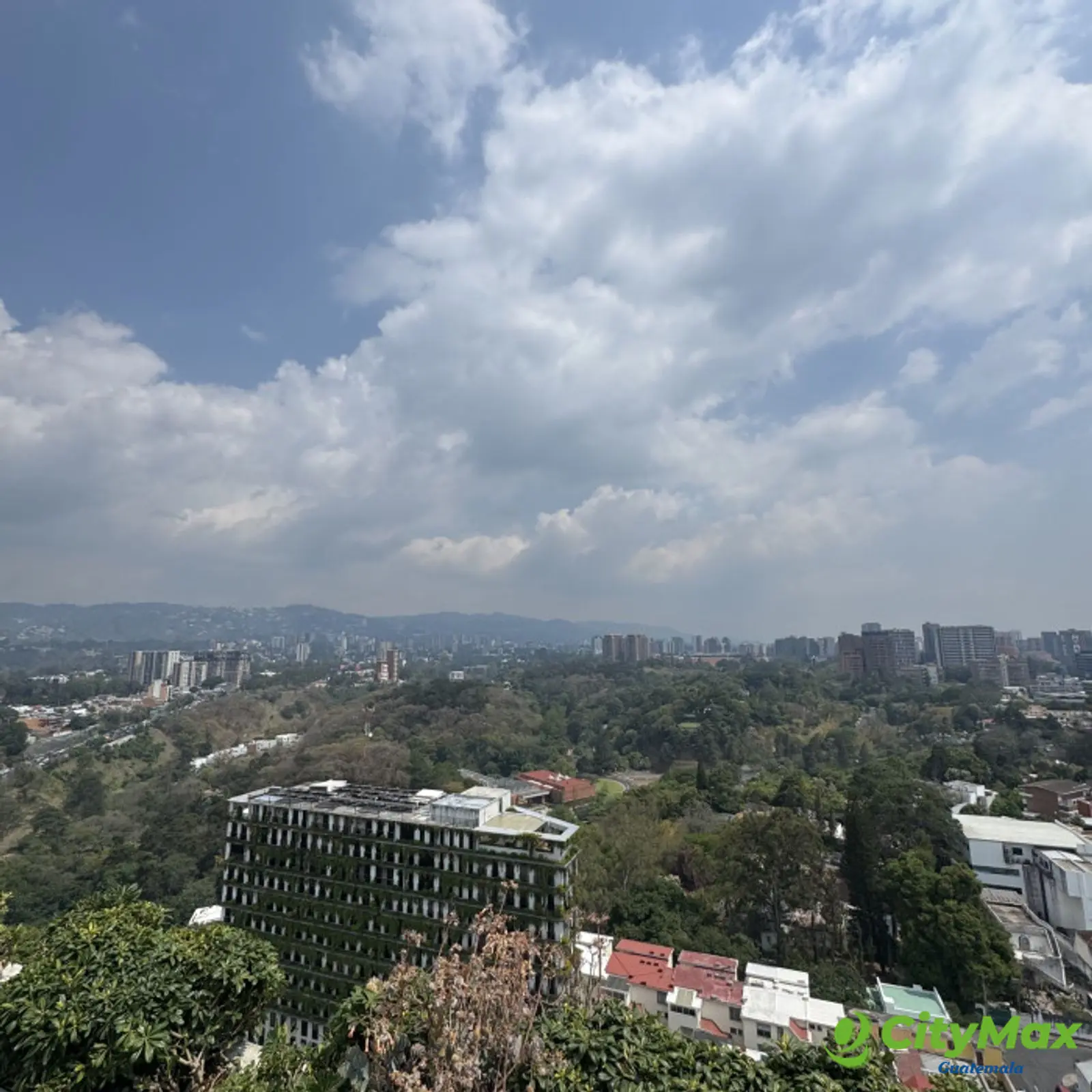 Apartamento en Venta y Renta Mira zona 10 Guatemala - foto 1