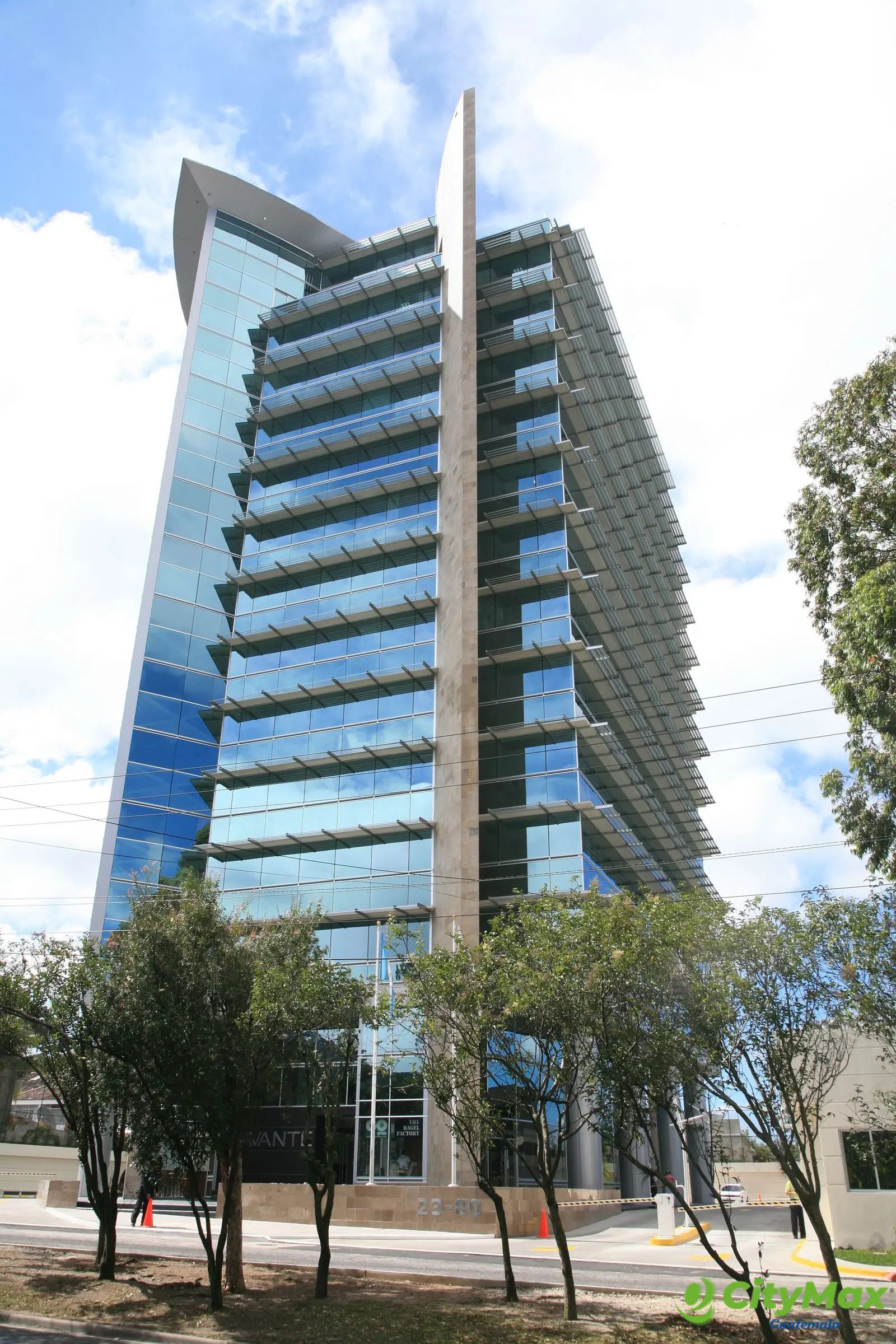 OFICINA EN RENTA UBICADA EN ZONA 15 CIUDAD GUATEMALA - foto 1
