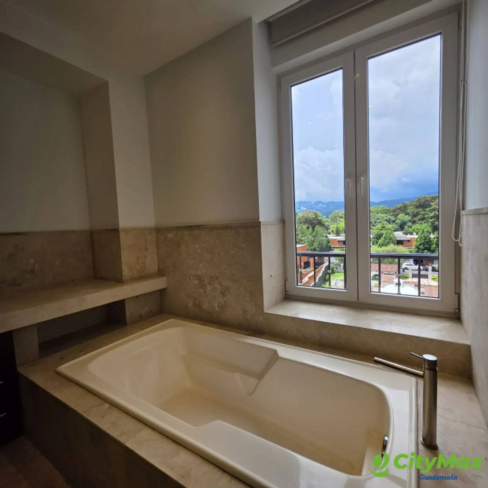 Lujoso Apartamento en Alquiler en Zona 14 Guatemala - foto 14