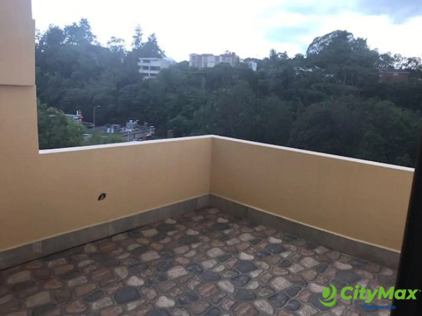 Casa en venta y renta en La Isla zona 15 - foto 6