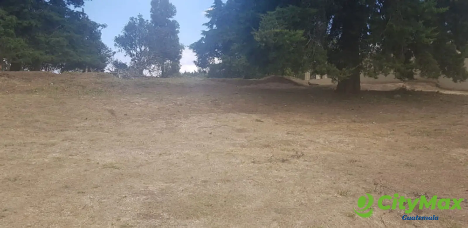 Hermoso Terreno en el club San Isidro a la Venta  - foto 5