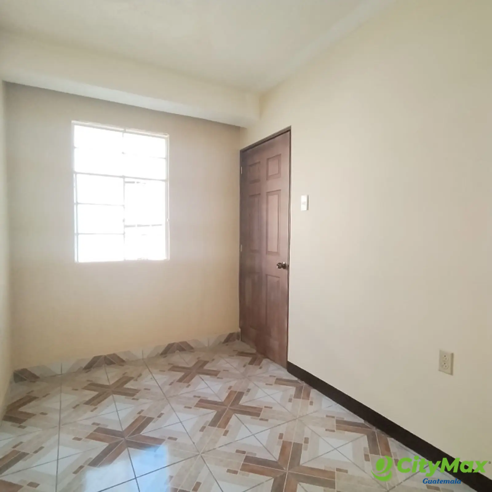 Casa para oficinas en zona 1 - foto 5