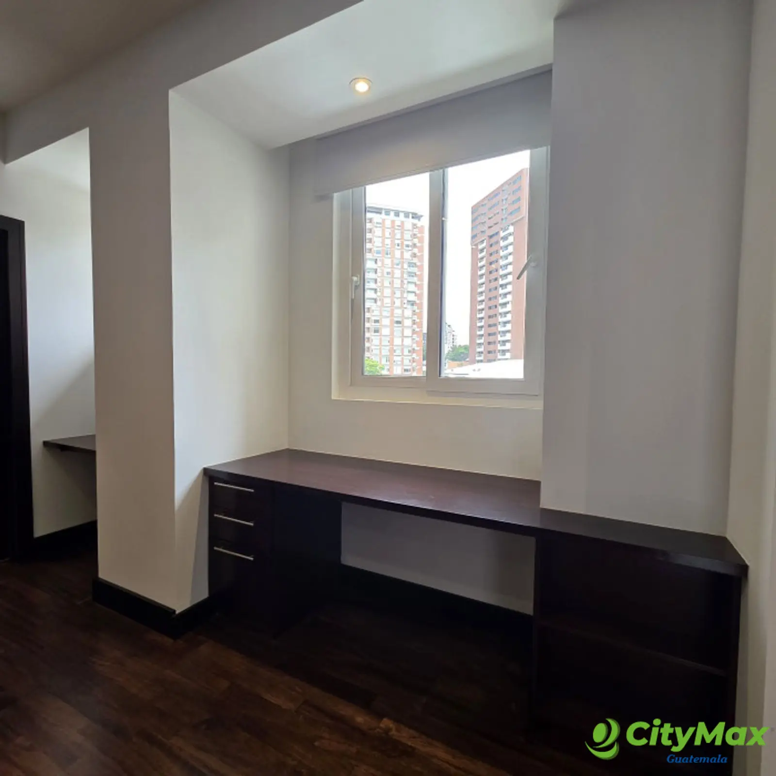 Lujoso Apartamento en Alquiler en Zona 14 Guatemala - foto 24