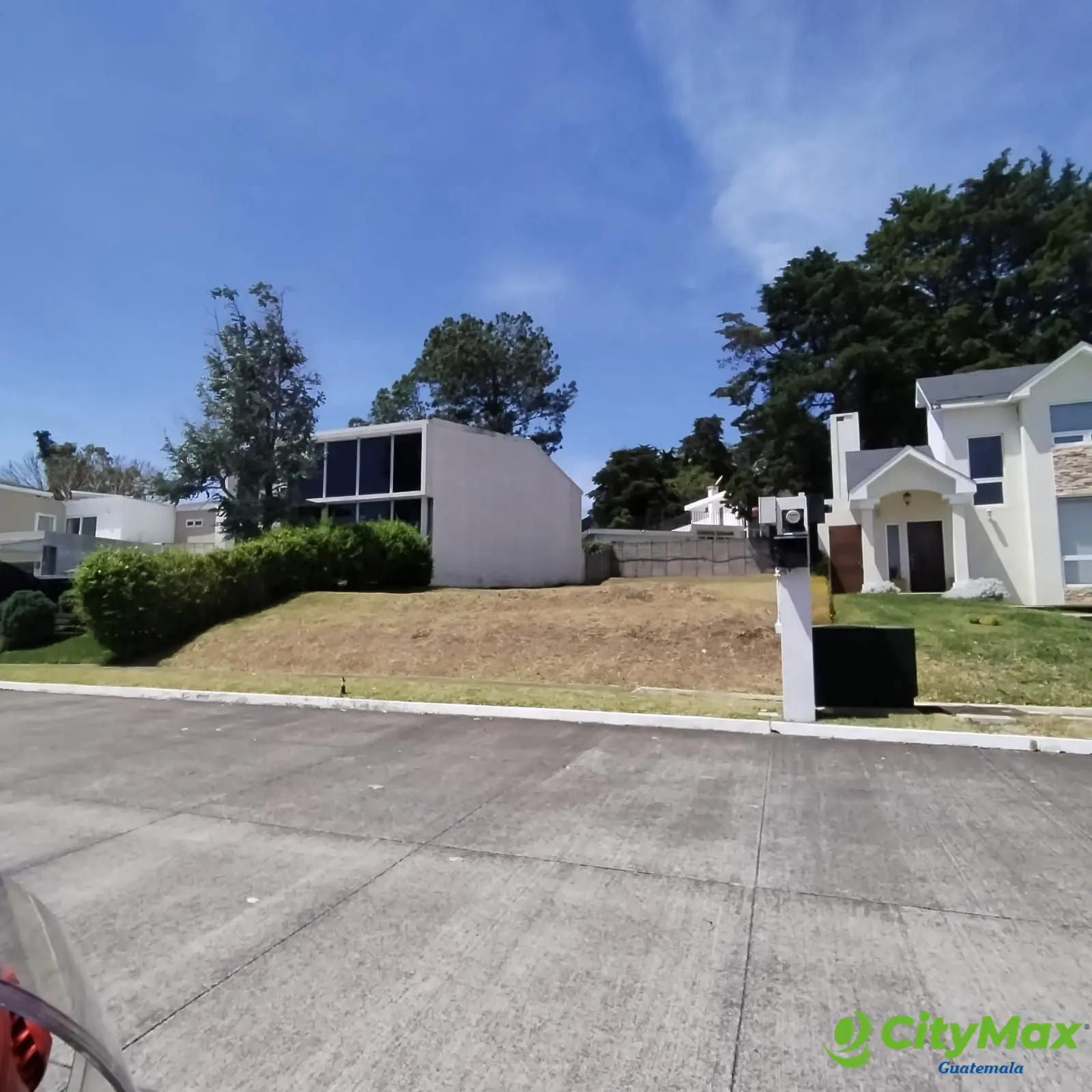 Terreno residencial en venta en La Fontana Fraijanes - foto 2
