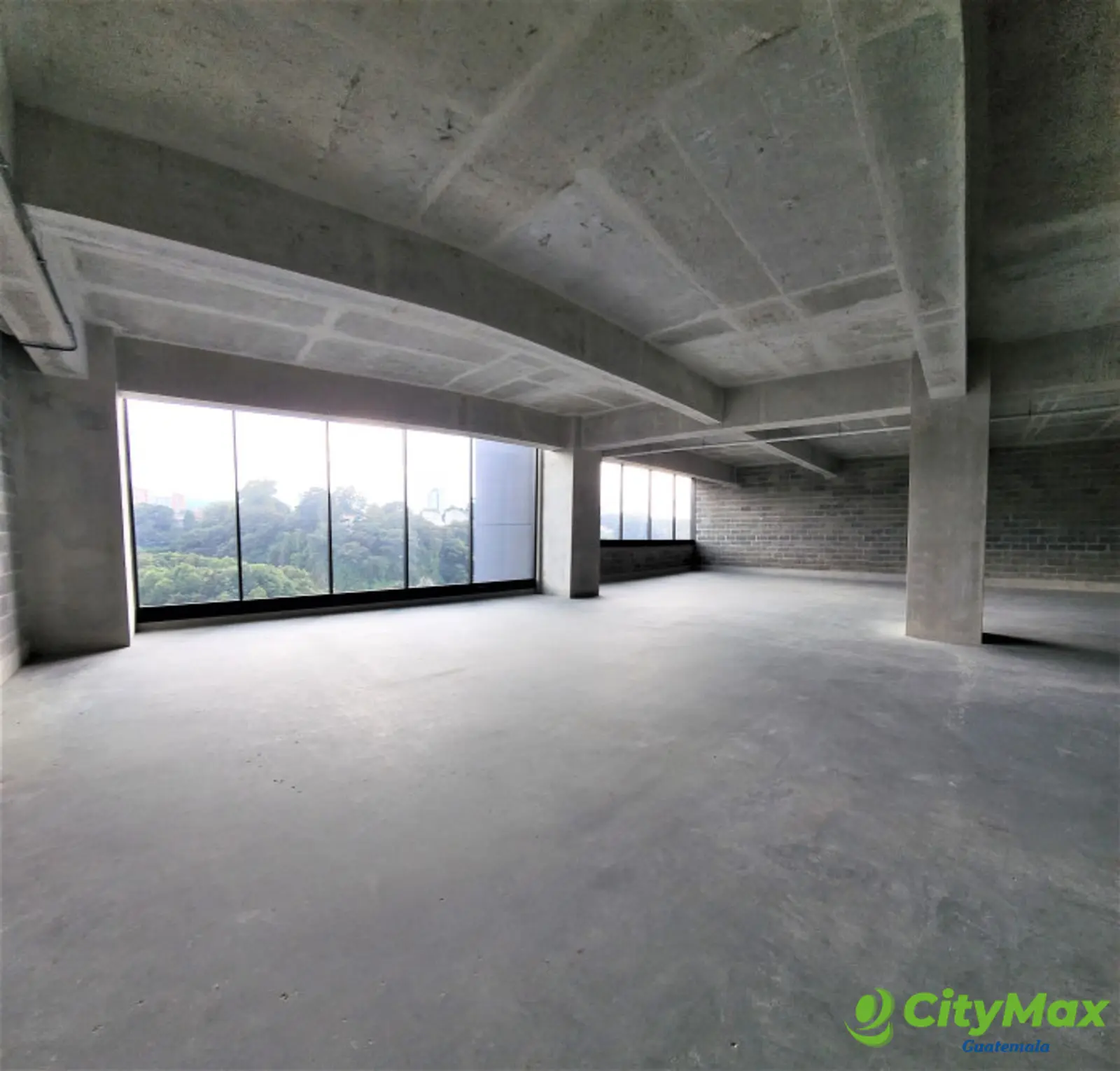Oficina en Renta en de 305 mts2 Zona 15 Edificio Spazio - foto 5