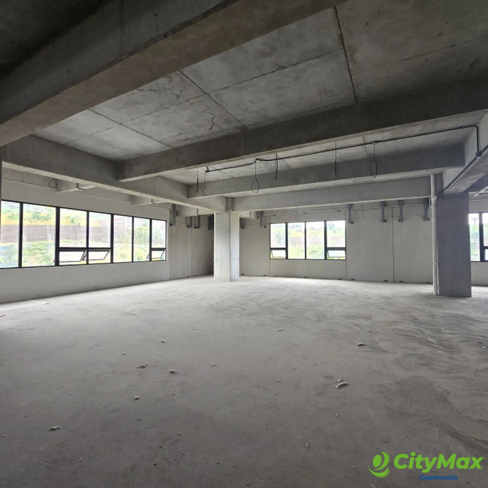 Amplio Local Comercial en Renta Villa Nueva Guatemala - foto 4