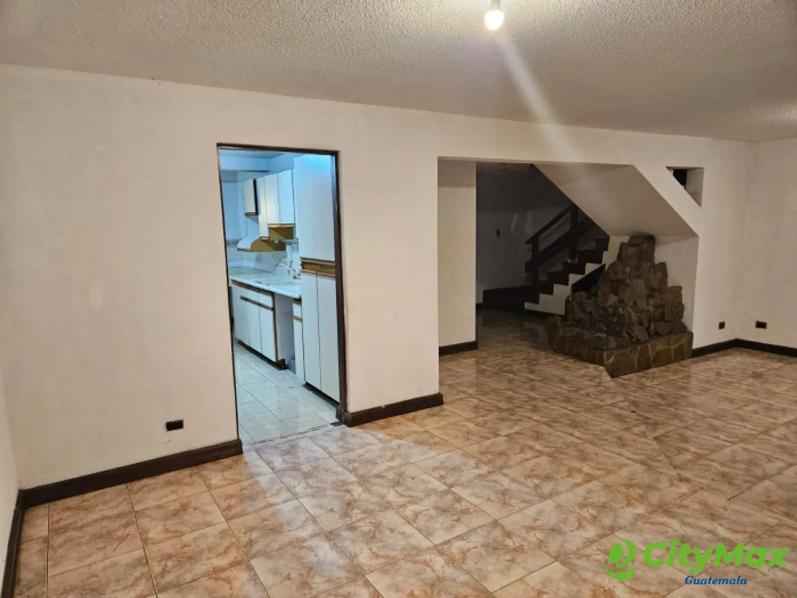 Casa en alquiler en zona 11 las charcas Guatemala - foto 6