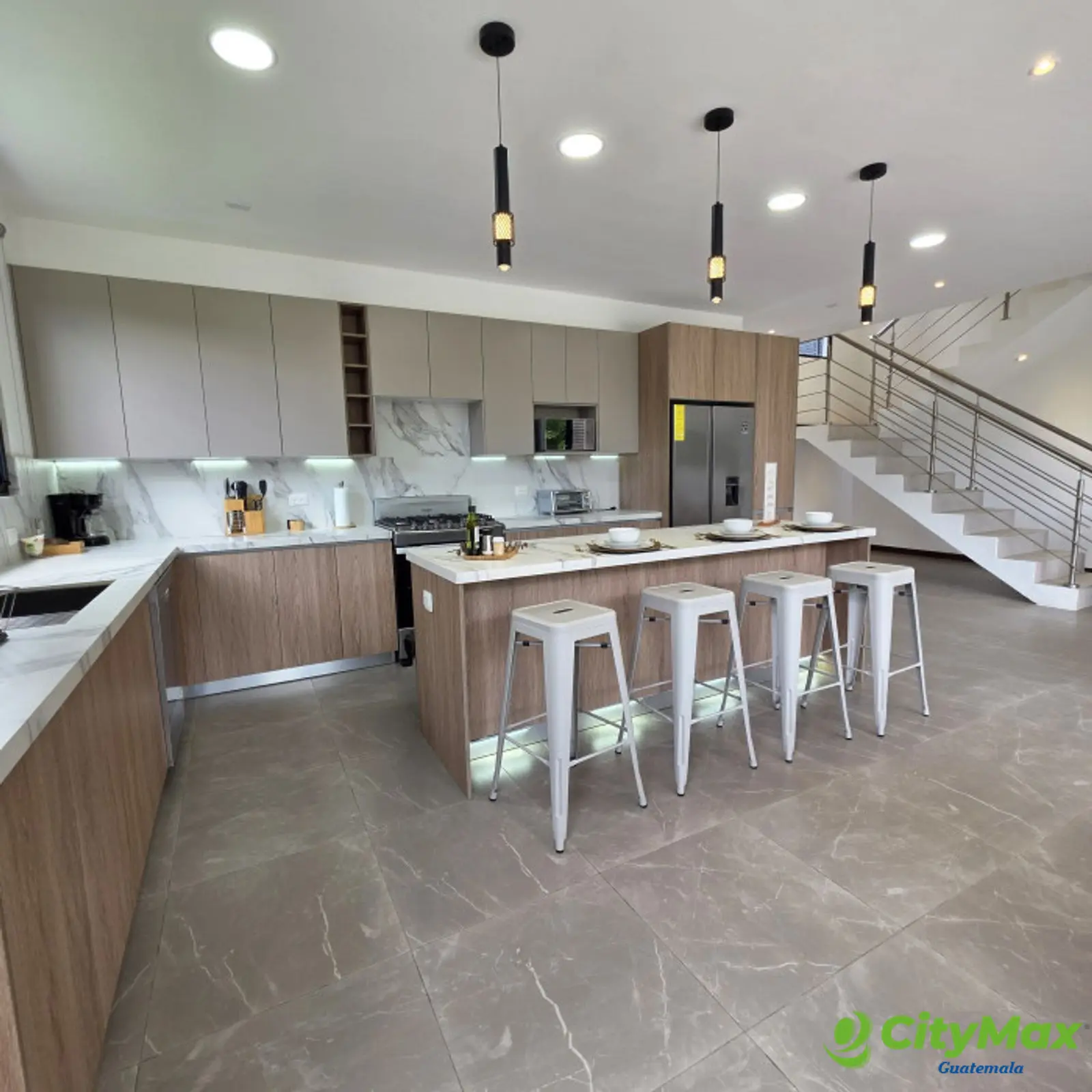 Exclusiva Casa en Venta en Laguna El Pino Santa Rosa - foto 8