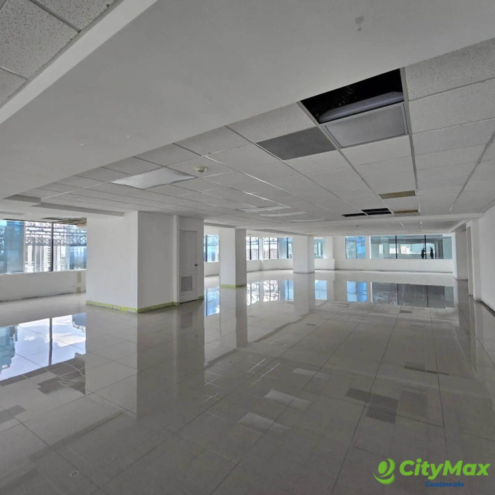 En renta oficina comercial en zona 14 Guatemala - foto 19
