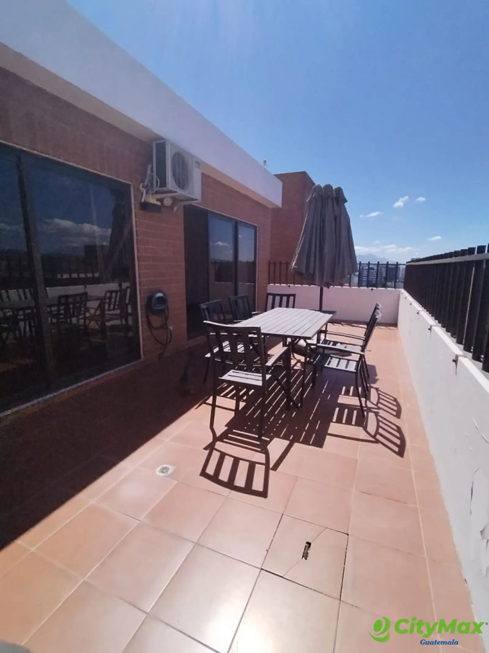 En venta Penthouse zona 10 Guatemala - foto 24