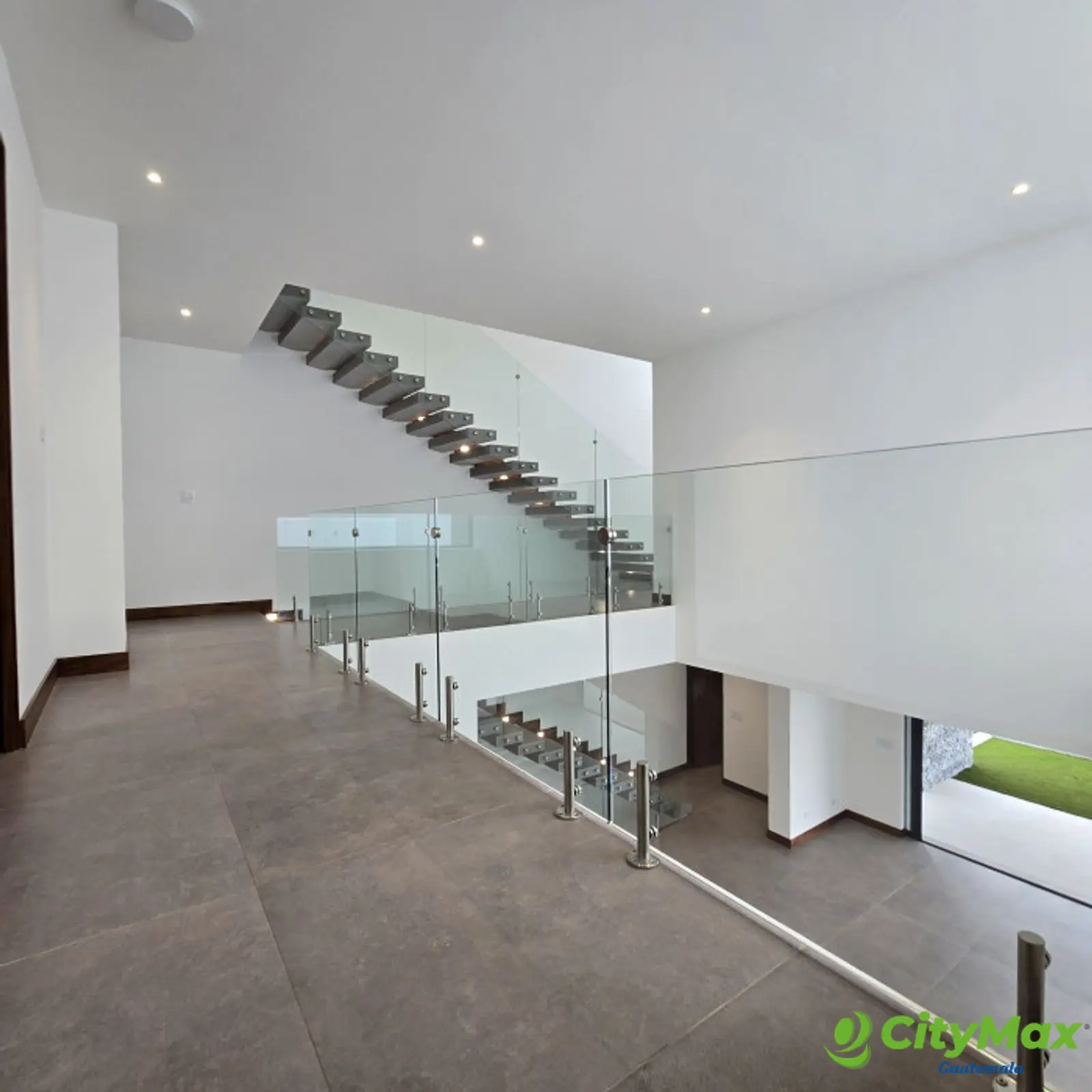 En venta casa en zona 16 El Pulte Guatemala - foto 27