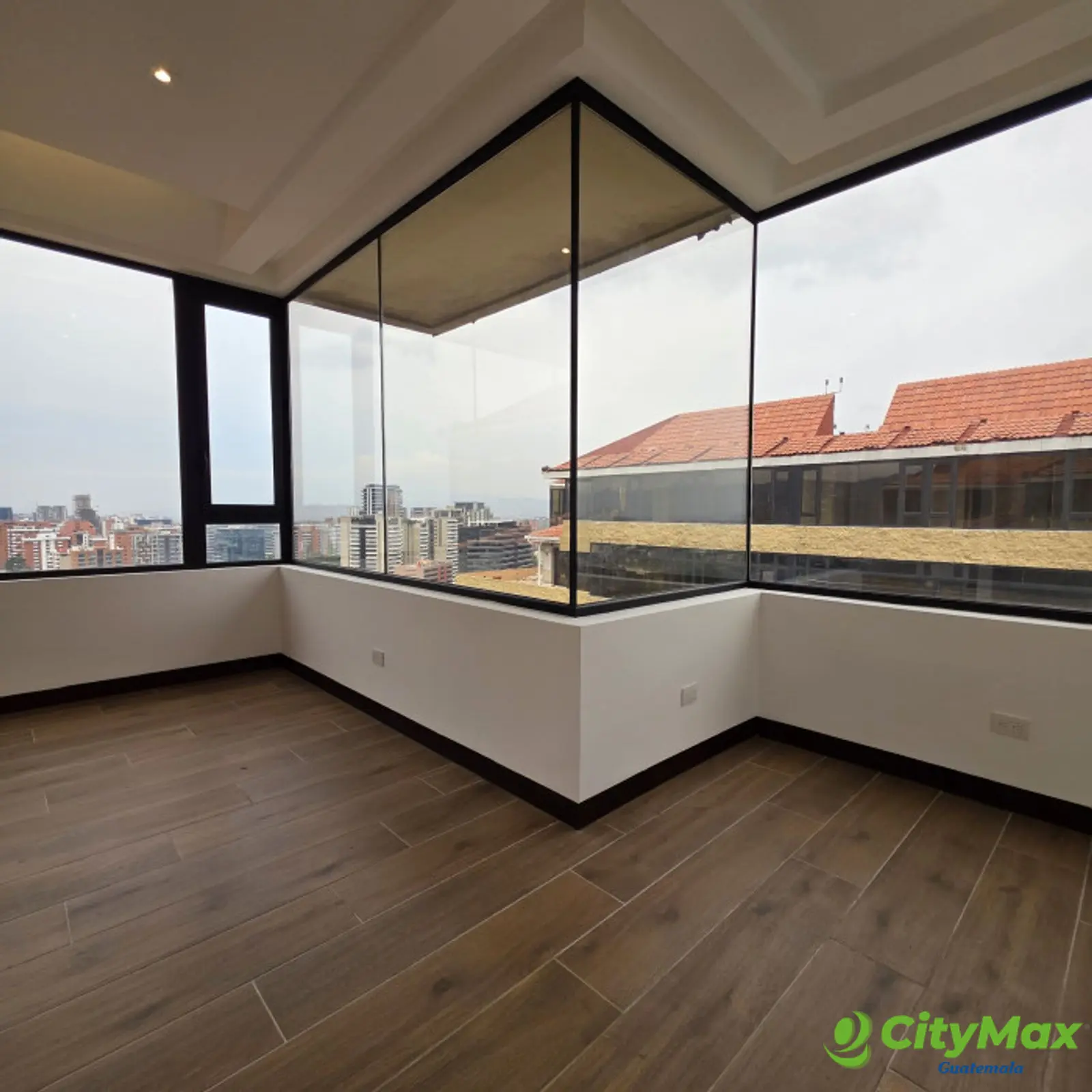 PentHouse en Venta en Oakland Zona 10 Guatemala - foto 17