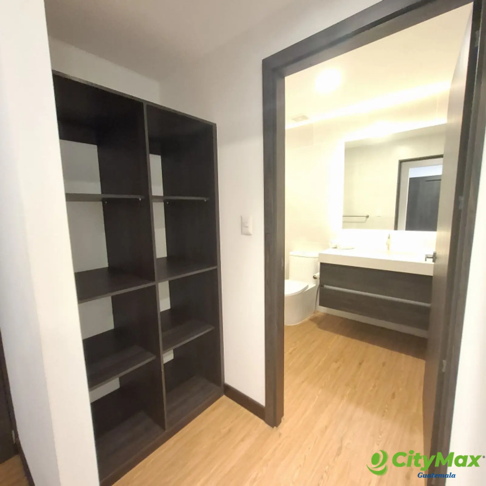 Apartamento tipo estudio en alquiler en Zona 10 Guatema - foto 3