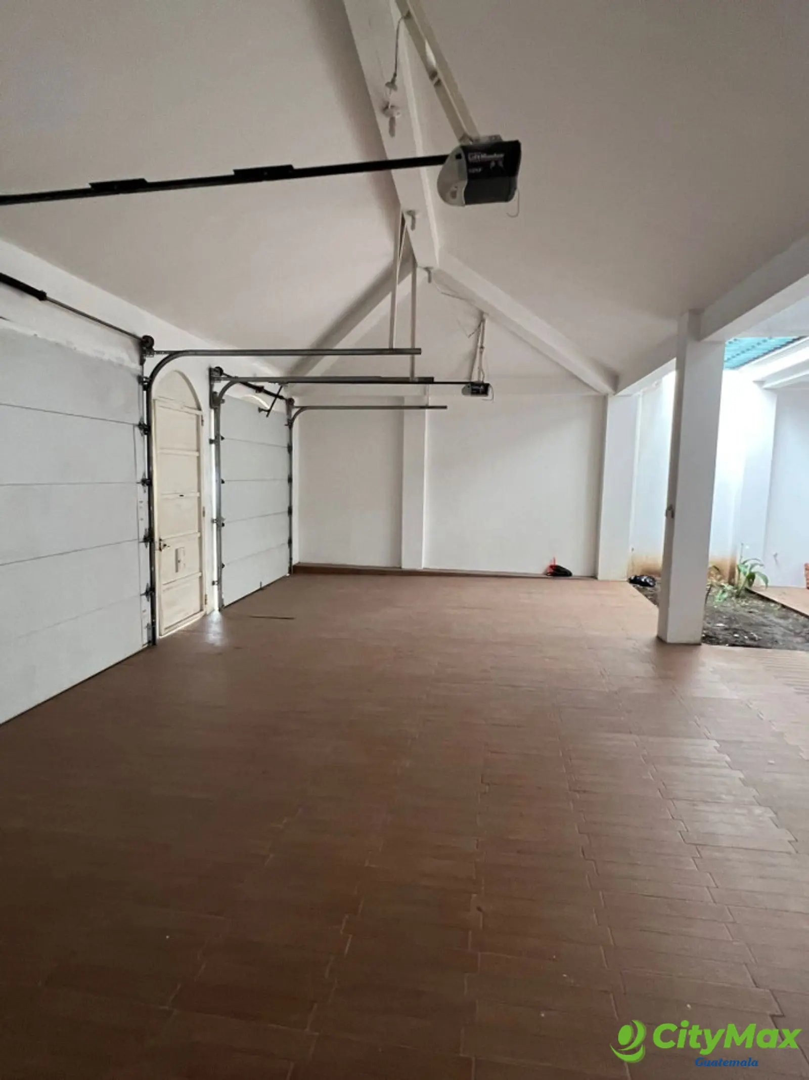 Casa en venta en Asunción Mita Jutiapa por el centro   - foto 2