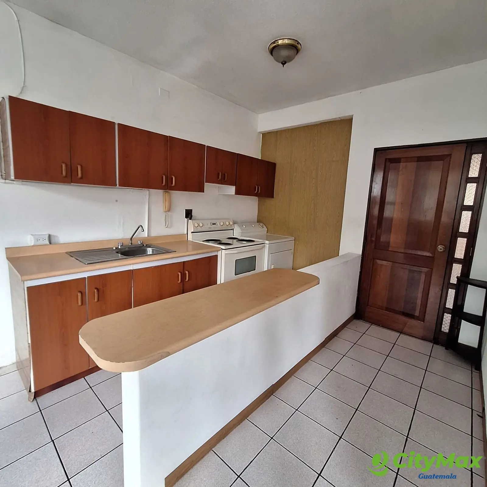 Apartamento amueblado en renta en Santa Elisa Zona 12 - foto 2