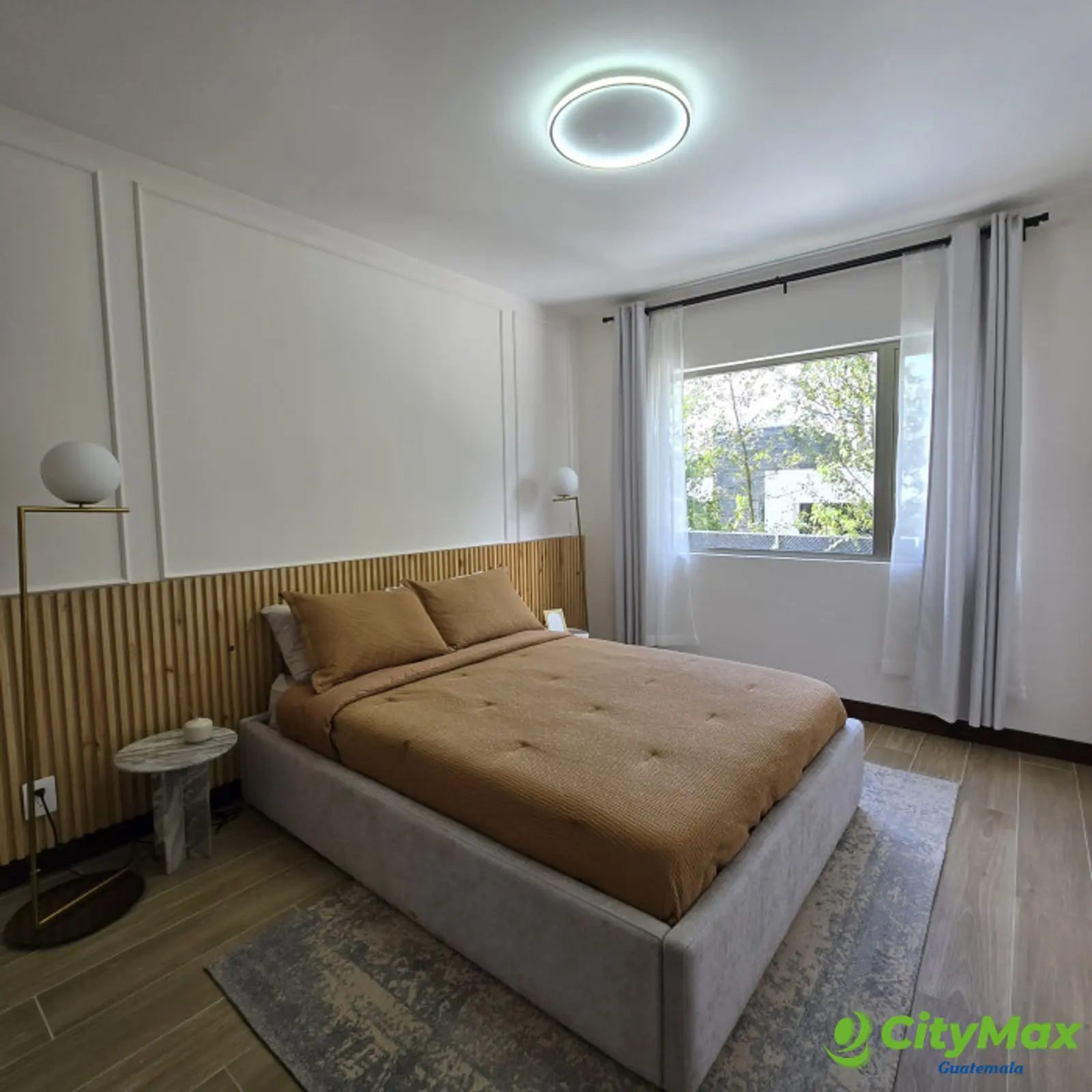 Apartamento con habitación servicio en Venta Zona 14 - foto 18