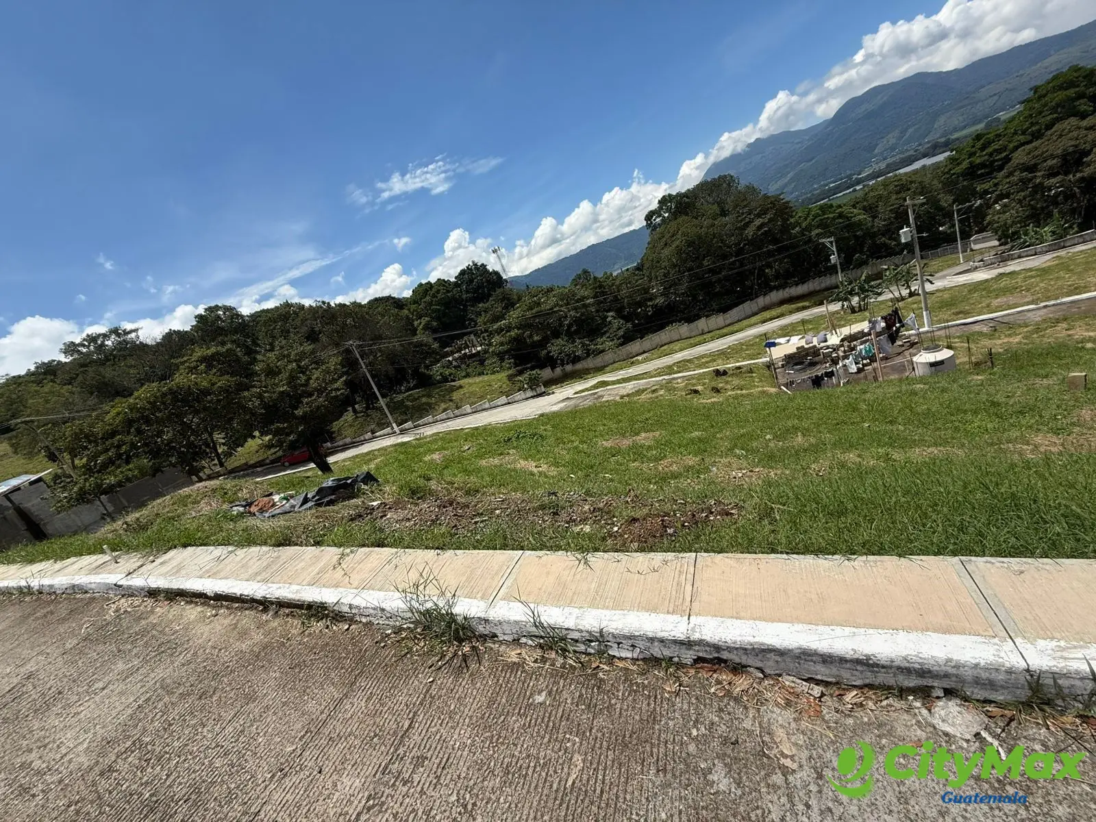 Terreno Residencial Miralago en Villa Canales - foto 3