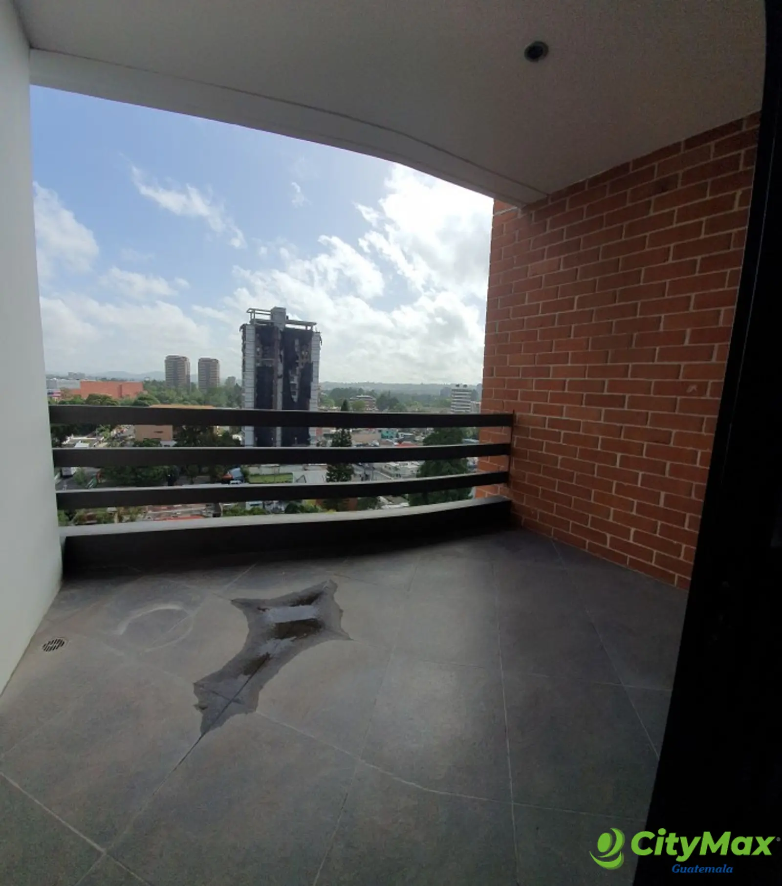 Apartamento en Alquiler en la zona 10 Guatemala - foto 5