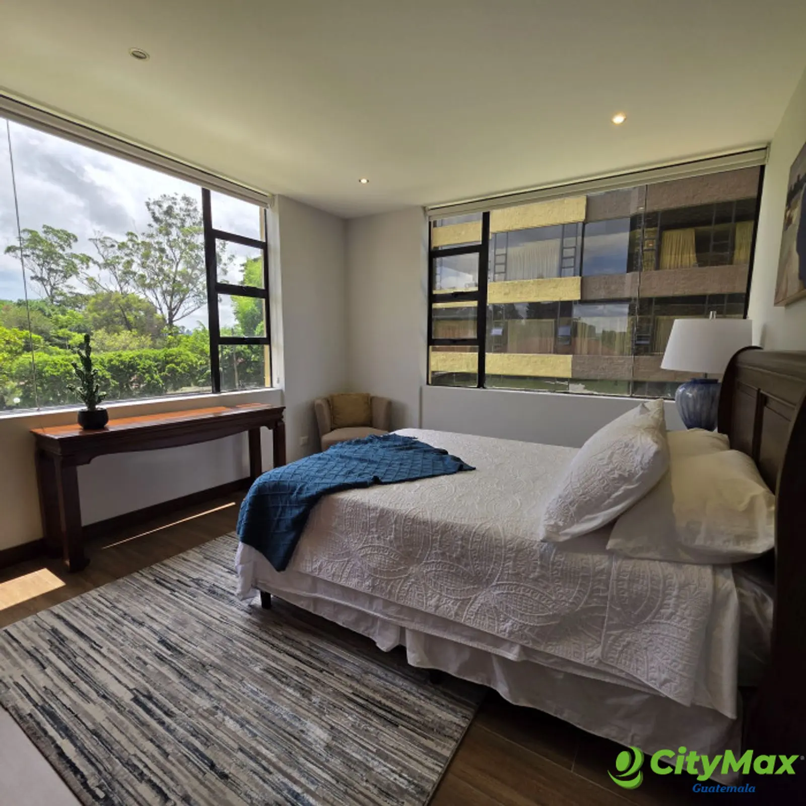 Amplio Apartamento en venta en zona 10 Guatemala - foto 21
