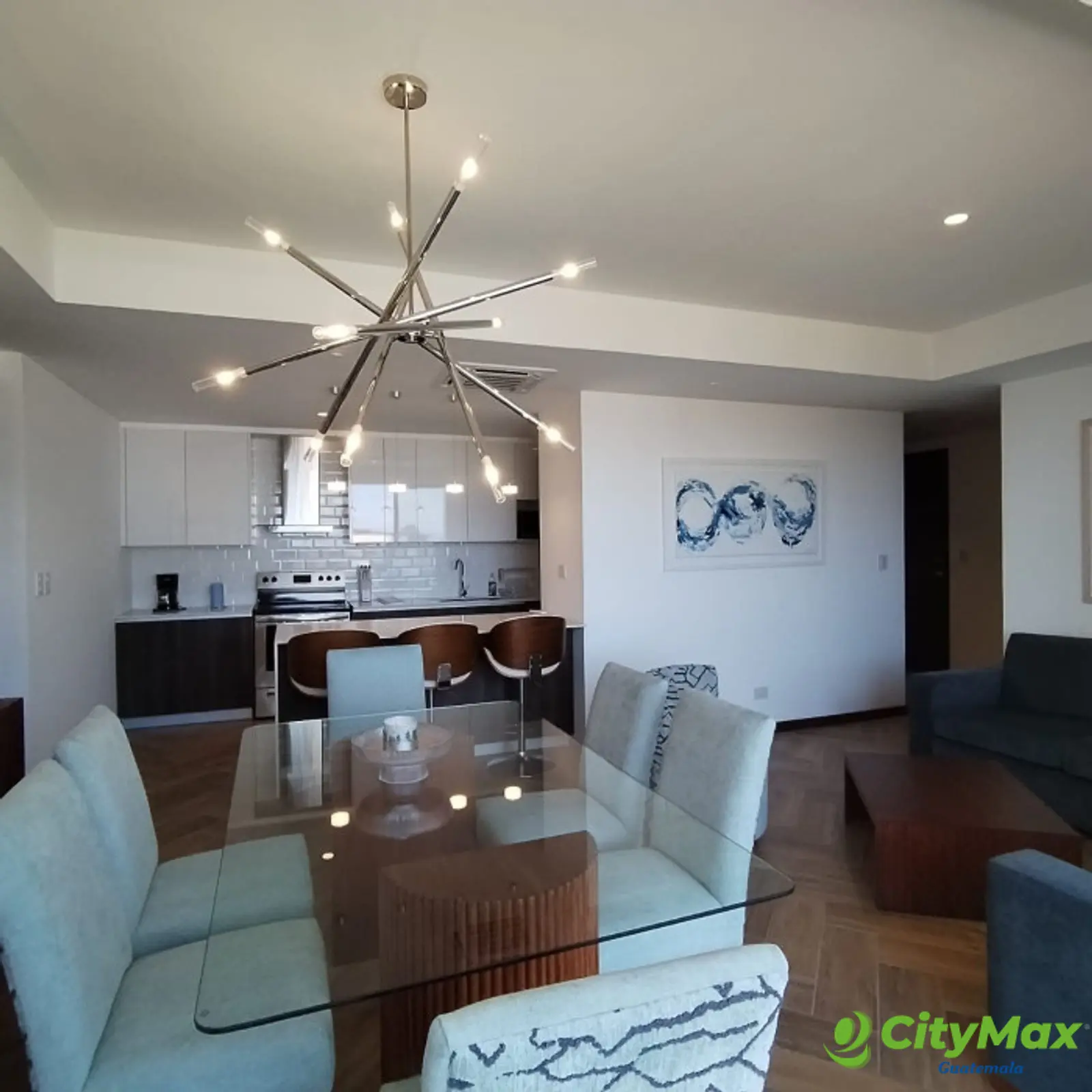 Apartamento Amueblado en Venta o Renta en la Zona 10 - foto 13