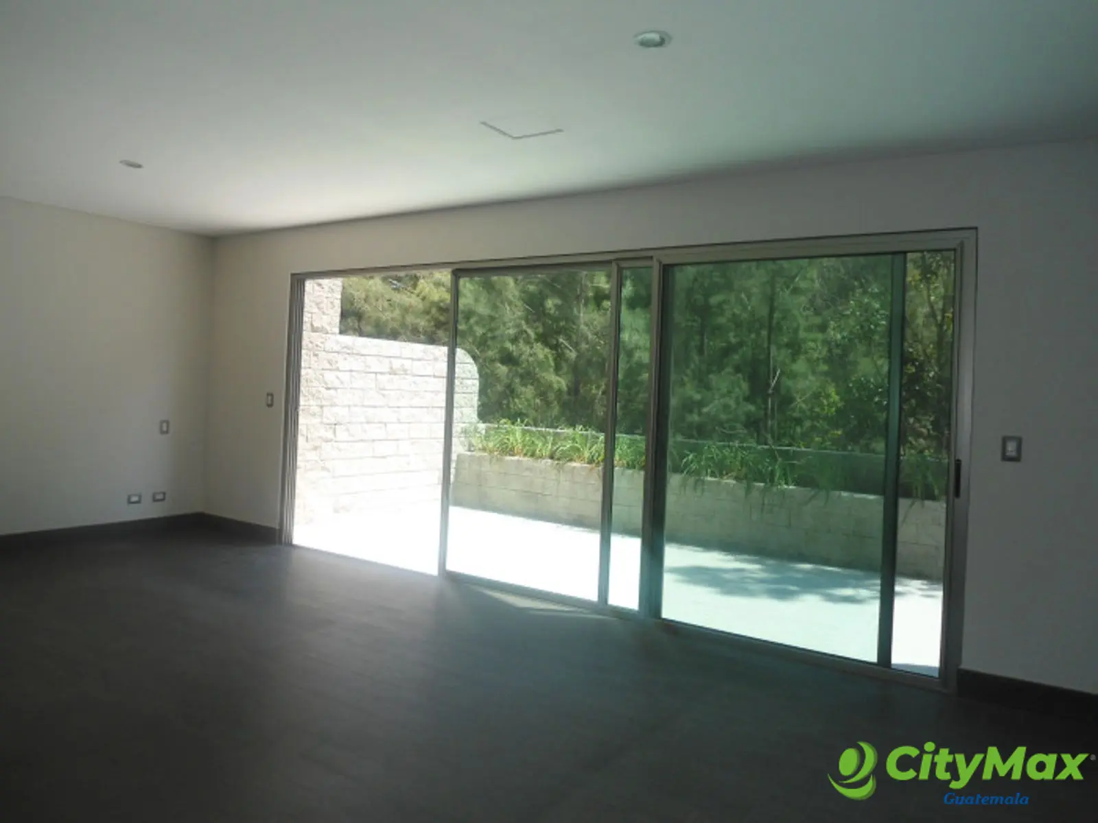 En Renta Apartamento residencial en Zona 10 - foto 5